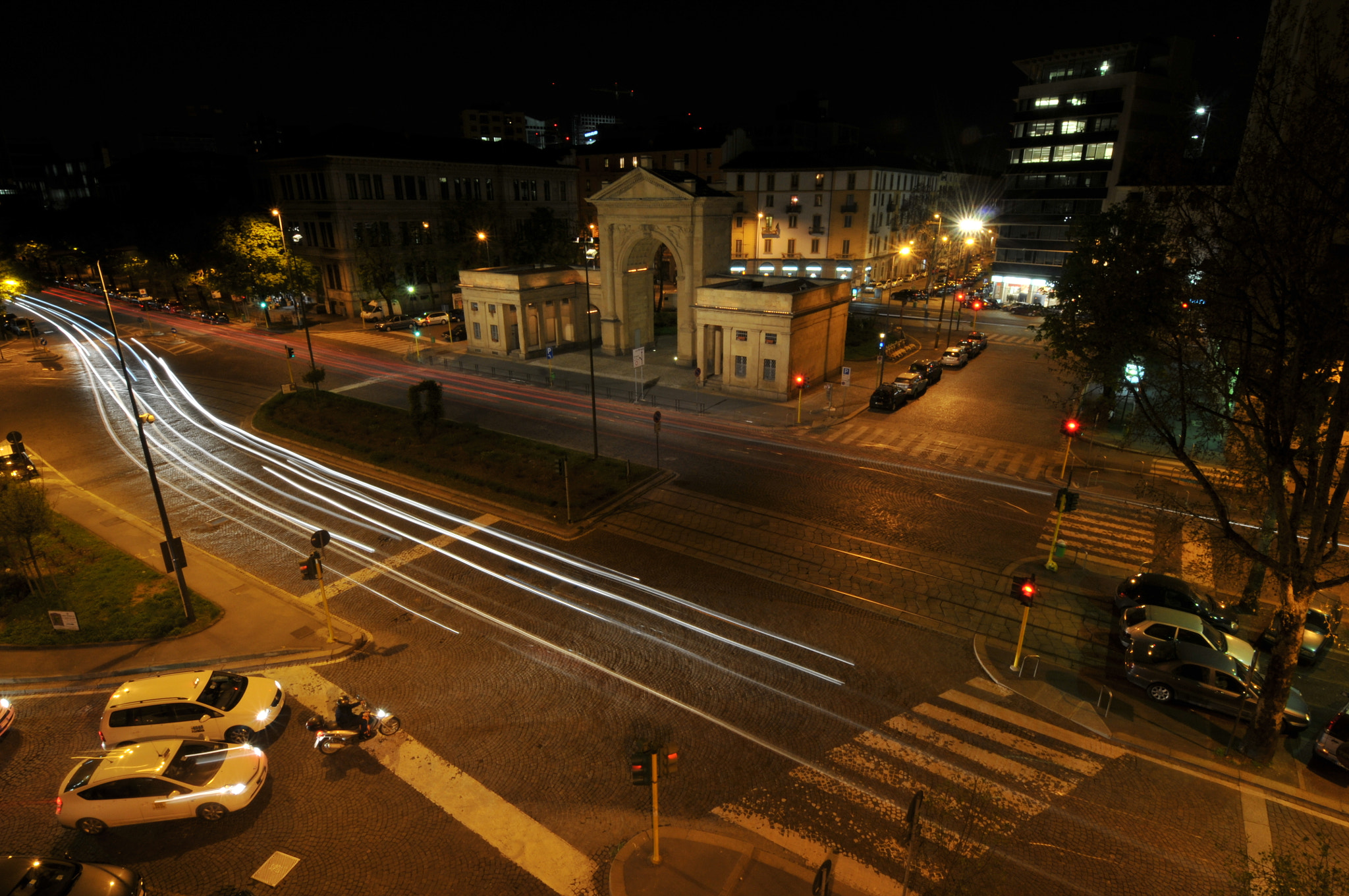 Nikon D300 sample photo. Milan, italy photography