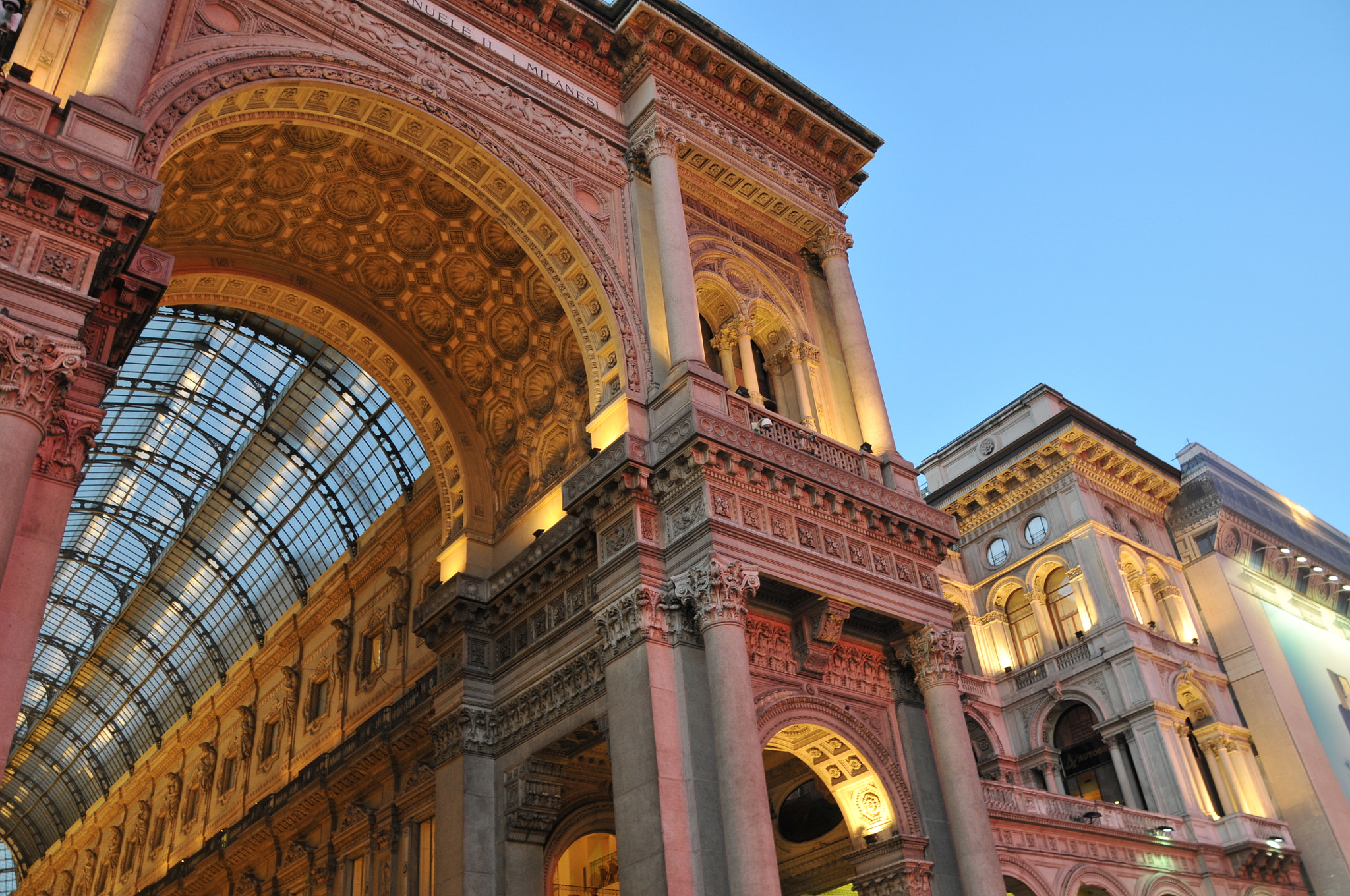 Nikon D300 sample photo. Milan, italy photography