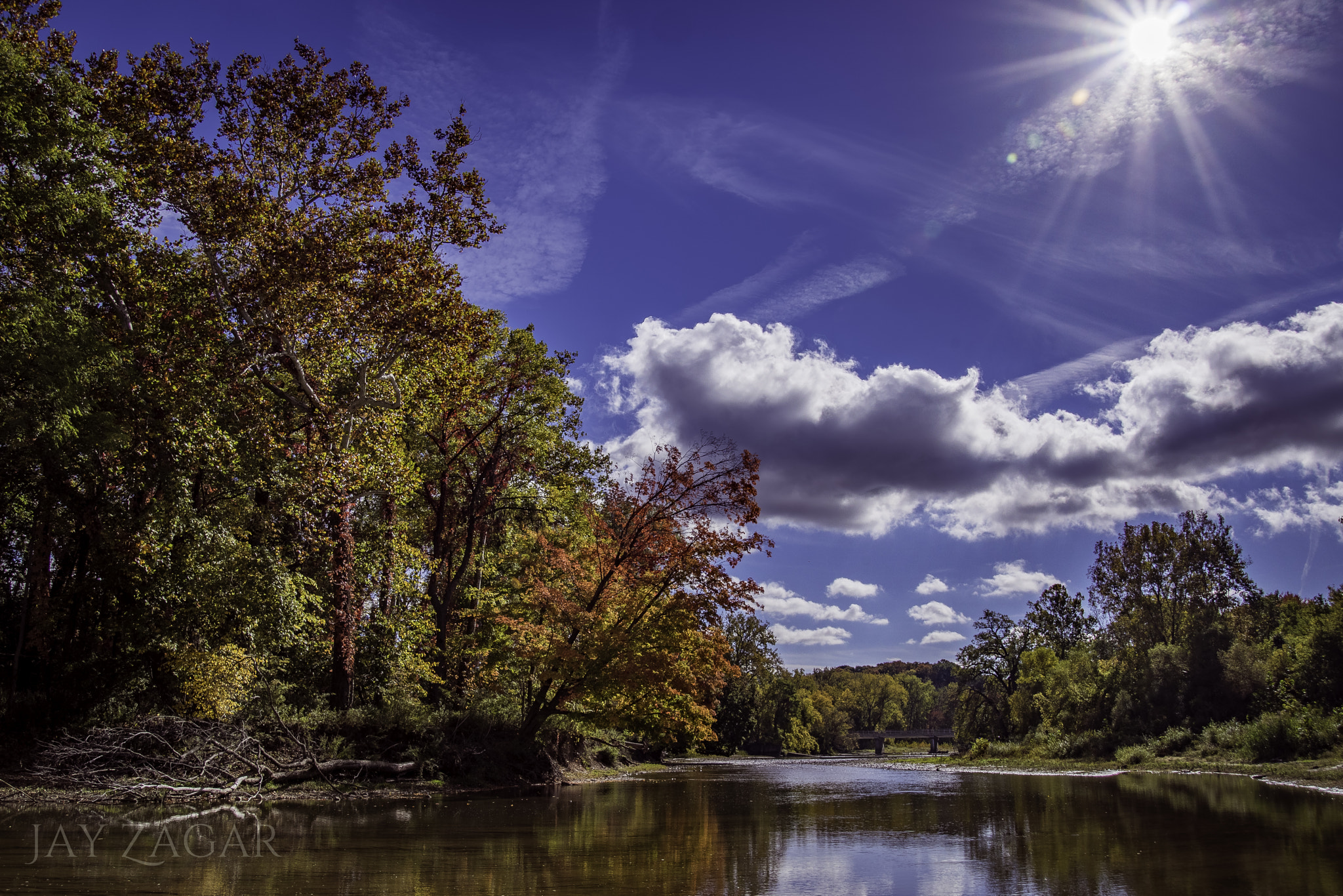 Sony ILCA-77M2 + Tamron 18-270mm F3.5-6.3 Di II PZD sample photo. Burning rays of autumn photography