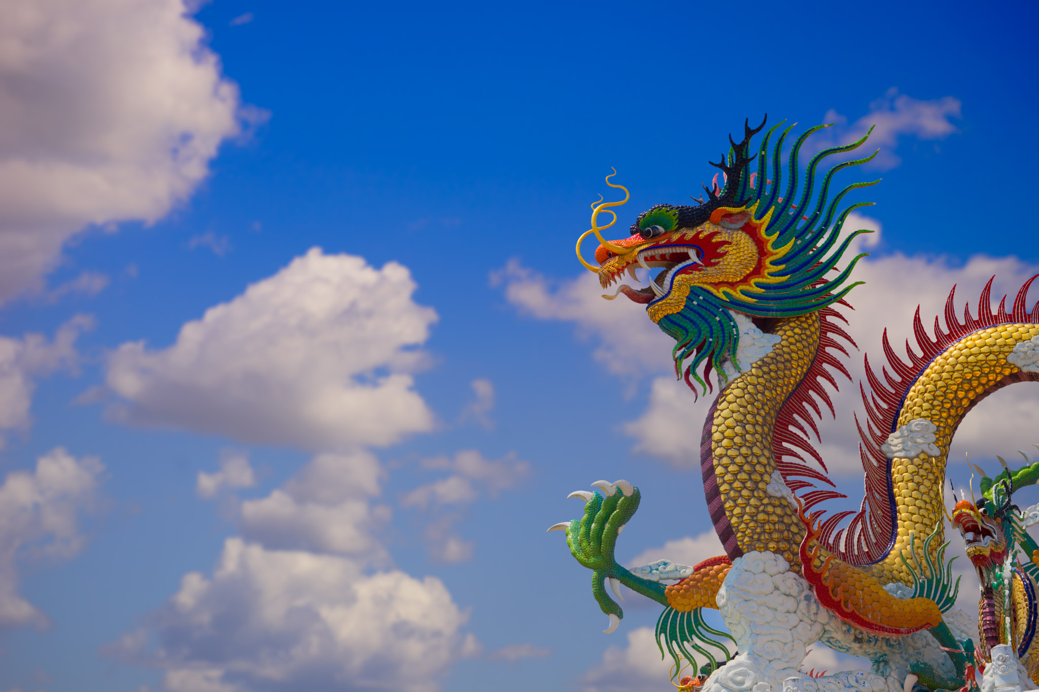 Sony a7 + Sony 50mm F1.4 sample photo. Beautiful chinese dragon with blue sky background at thailand photography