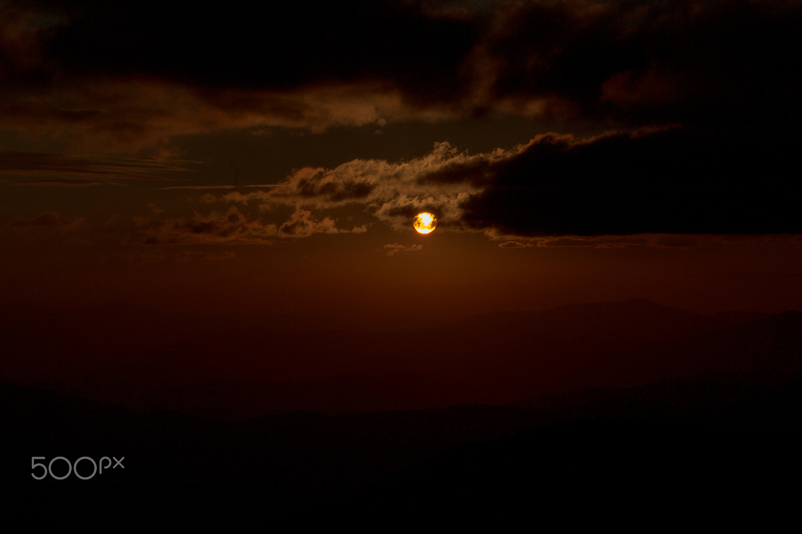 Canon EOS 650D (EOS Rebel T4i / EOS Kiss X6i) sample photo. Hue of the setting sun photography