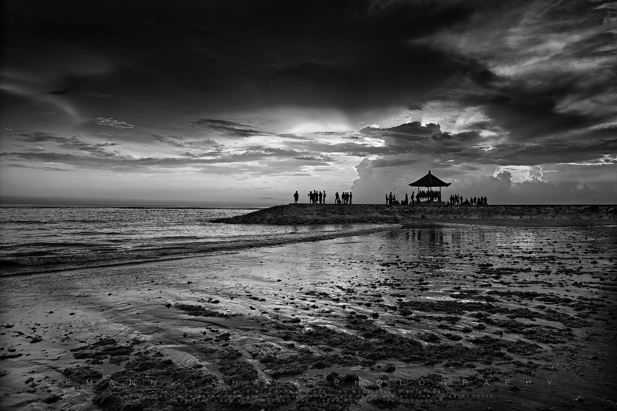 Sony Alpha DSLR-A850 + Sony 20mm F2.8 sample photo. "sunrise at sanur, bali, indonesia..." photography