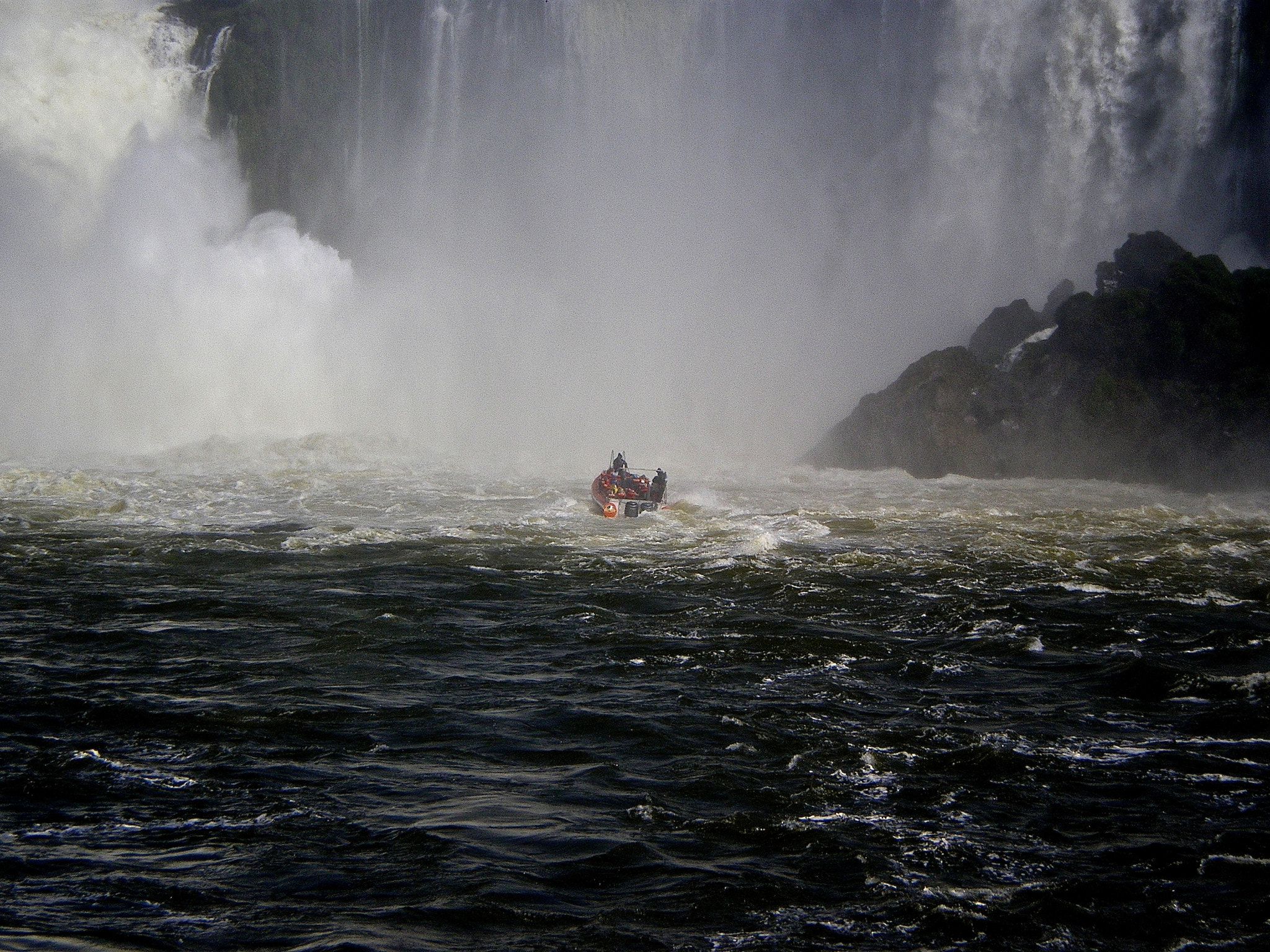 Pentax OPTIO L40 sample photo. Cataratas do iguaçu photography