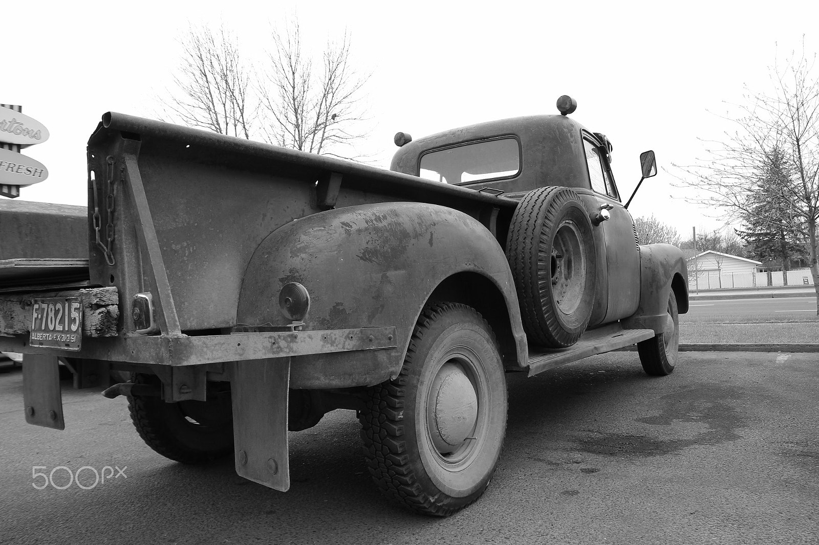 Sigma 17-70mm F2.8-4 DC Macro OS HSM sample photo. Truck b&w photography