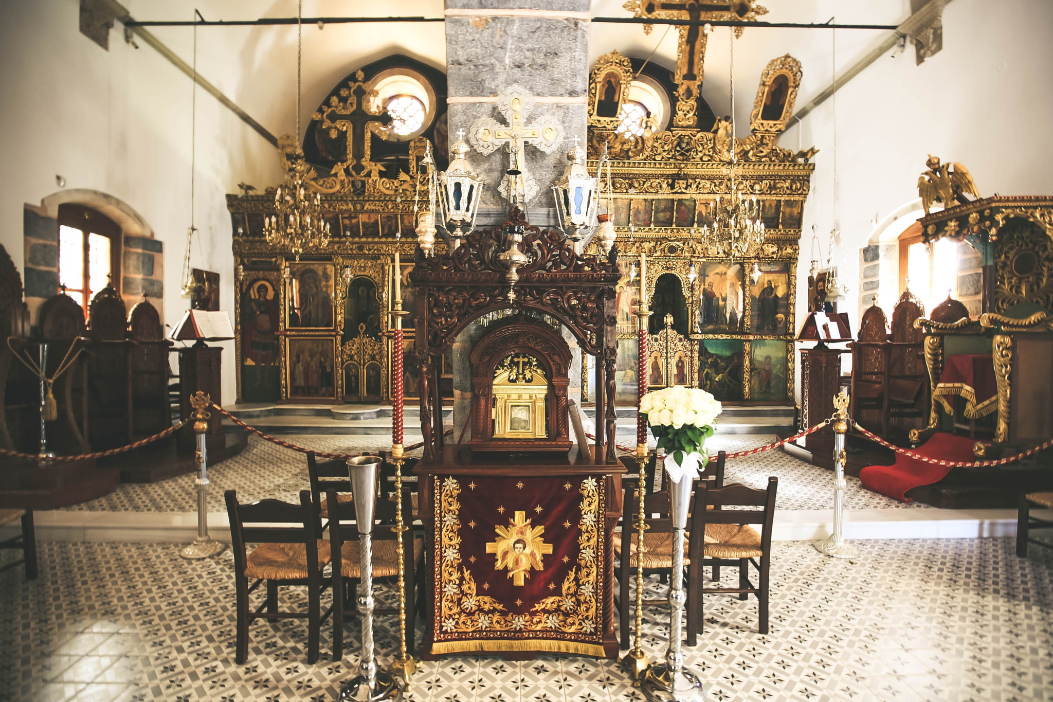 Canon EF 16-35mm F2.8L II USM sample photo. Inside the church photography