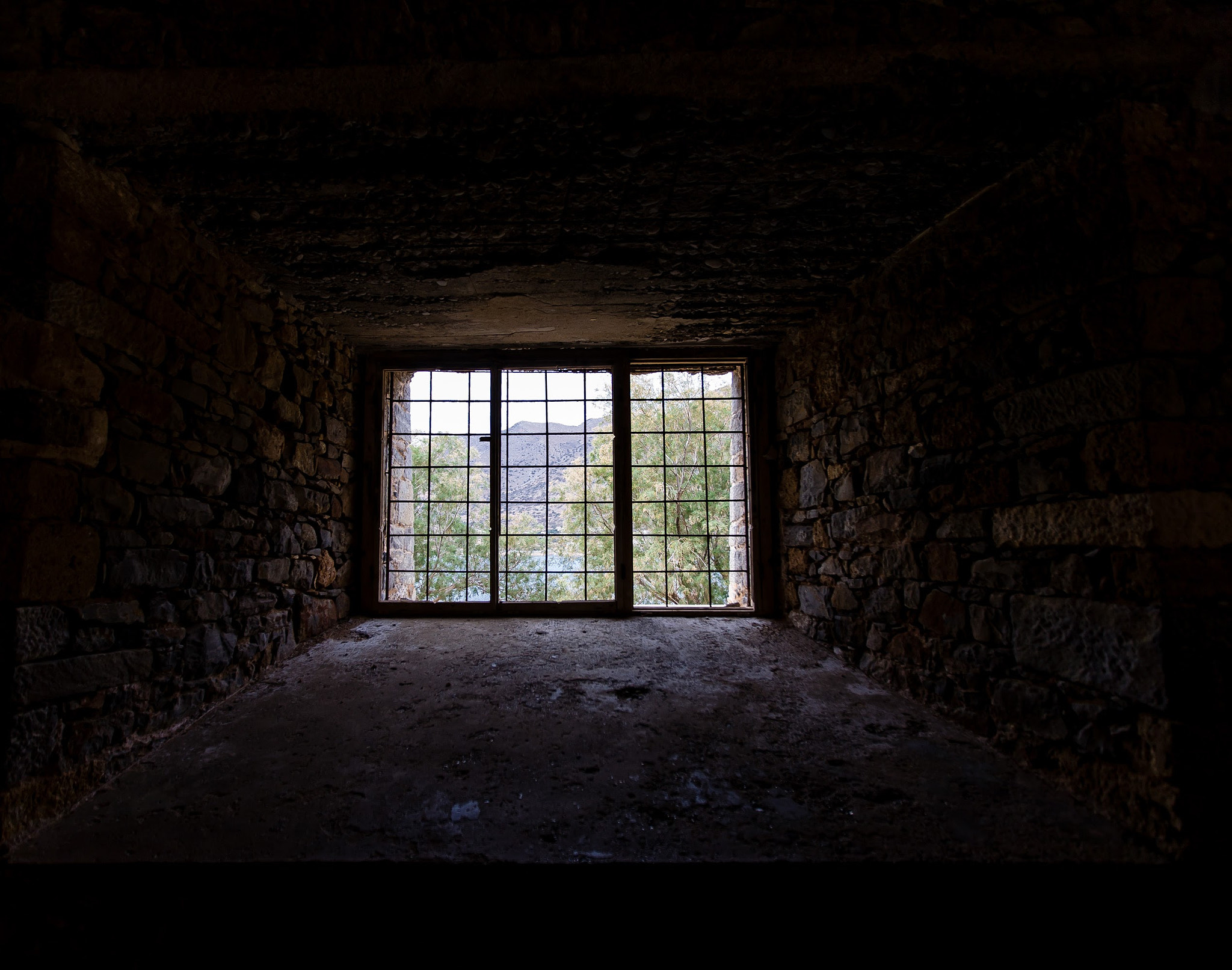 Canon EF 16-35mm F2.8L II USM sample photo. Img photography