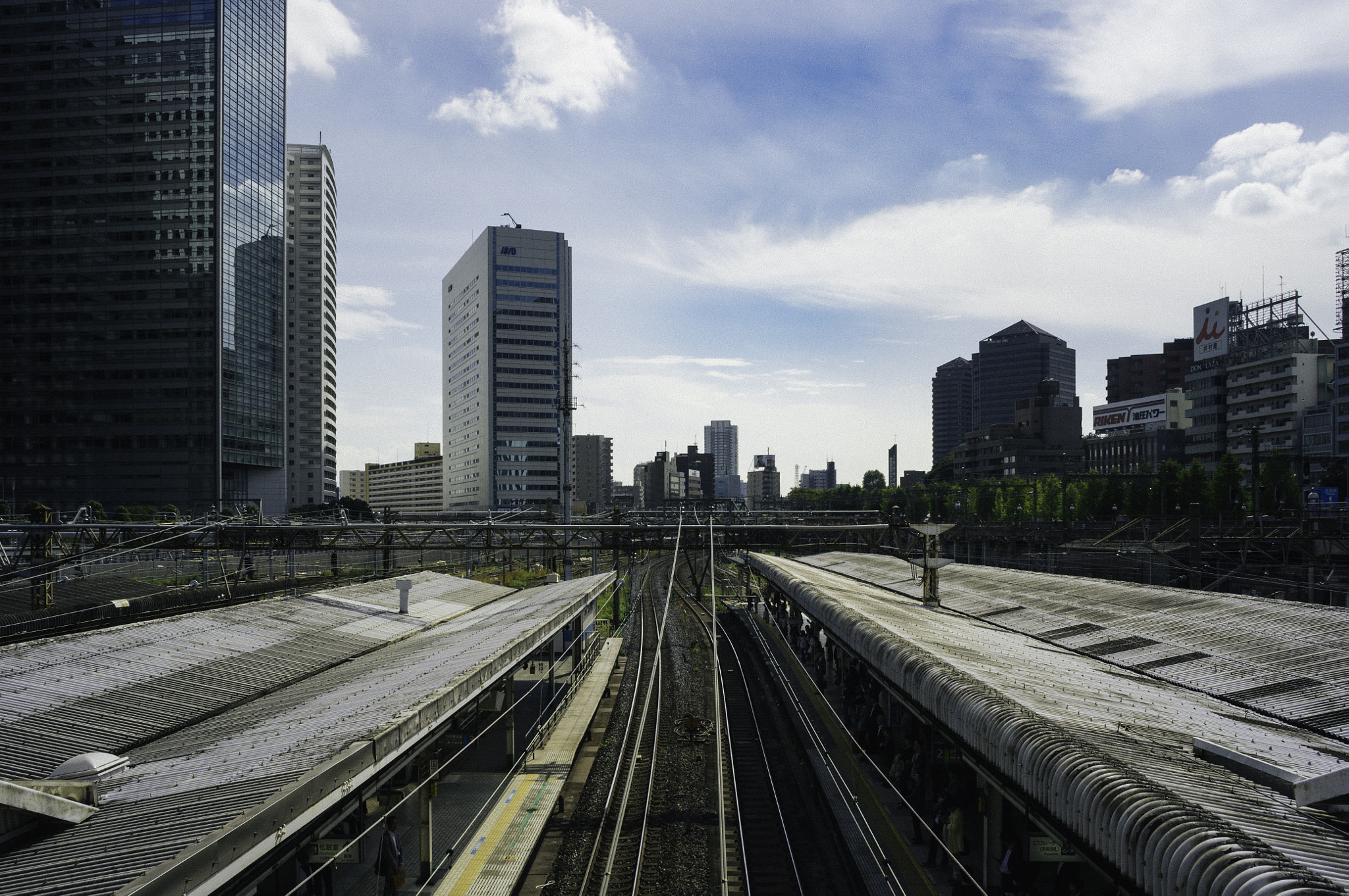 Ricoh GXR A12 sample photo. The railway to west, tokyo photography