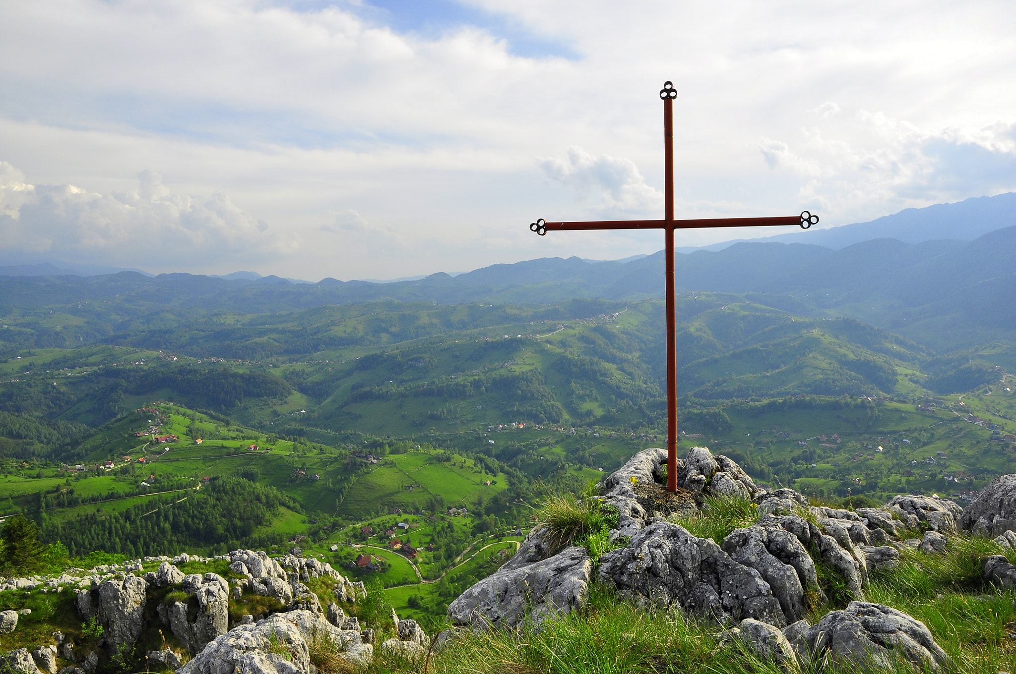 Sigma 17-50mm F2.8 EX DC OS HSM sample photo. Faith over mountains photography