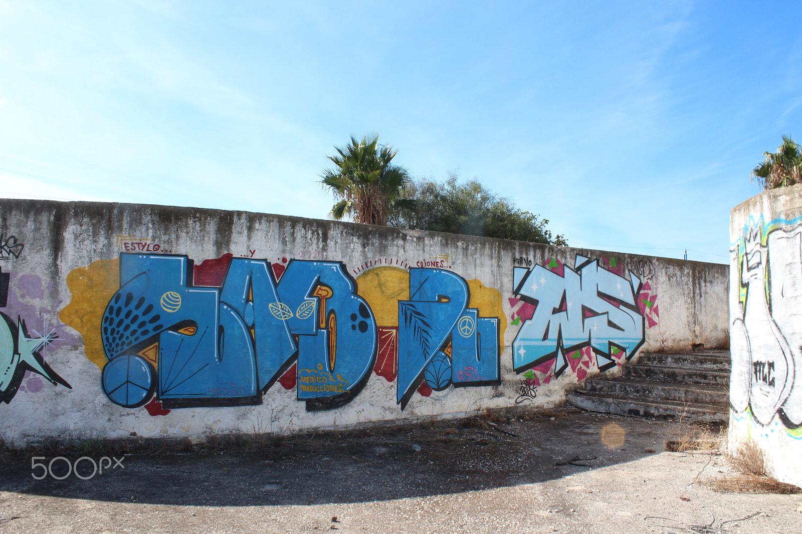 Canon EF-S 18-55mm F3.5-5.6 IS sample photo. Graffiti #1 photography