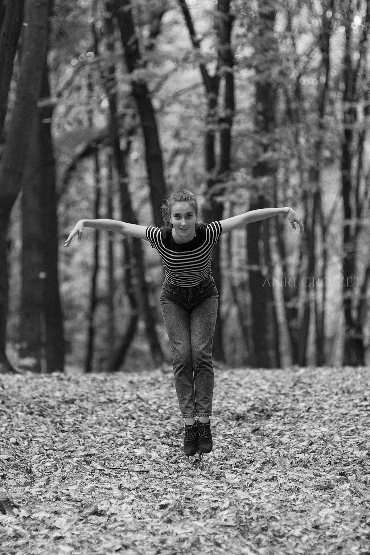 Sigma 85mm F1.4 EX DG HSM sample photo. Learning to fly... photography