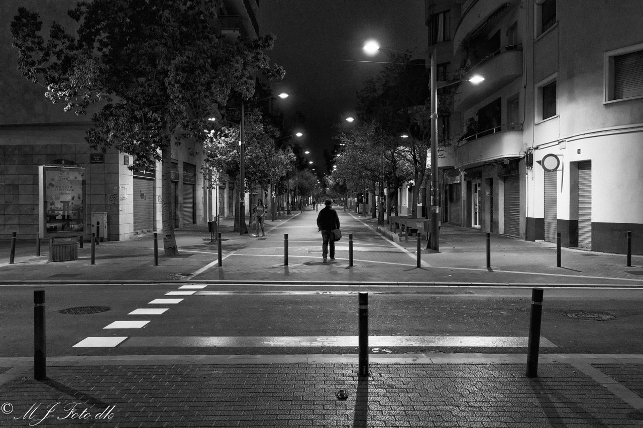 Canon EF 16-35mm F4L IS USM sample photo. Morning in barcelona photography