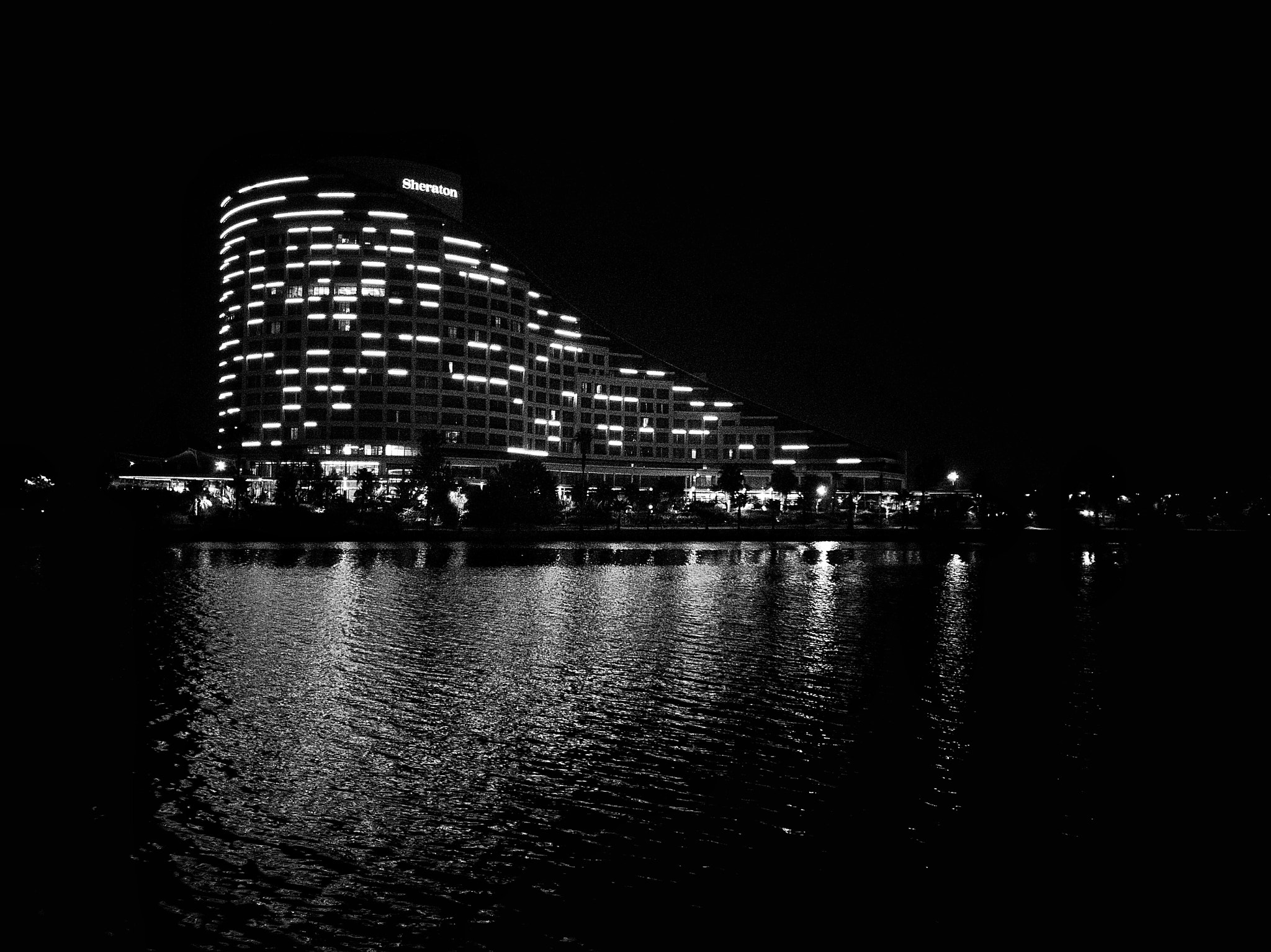 HTC M10 sample photo. Adana sheraton hotel photography