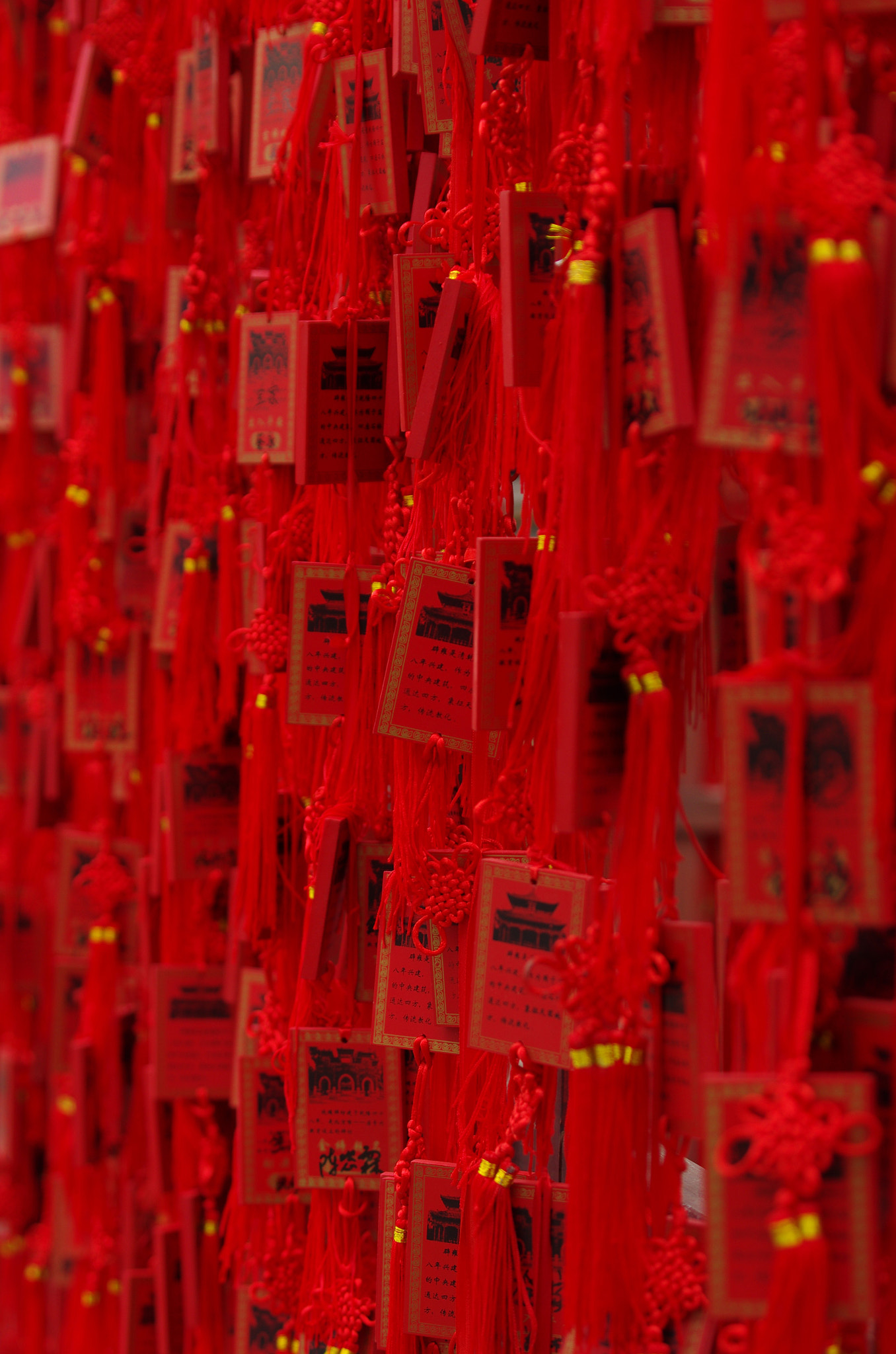 Pentax smc DA* 60-250mm F4.0 ED (IF) SDM sample photo. Beijing - hanging prayers photography