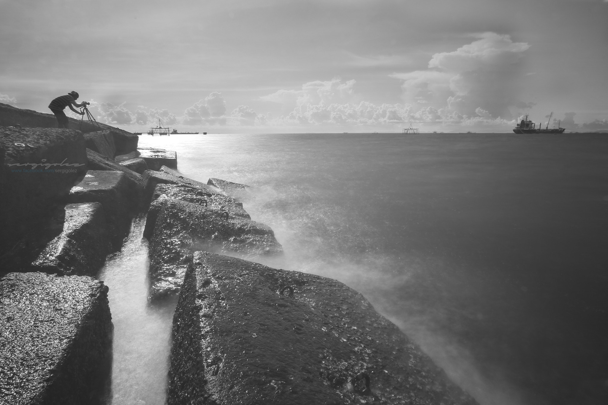 Canon EF-S 10-22mm F3.5-4.5 USM sample photo. Abandoned port, bredco bacolod photography