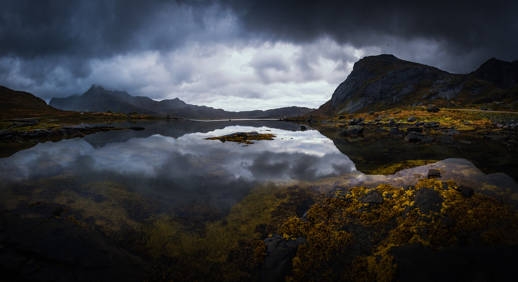 Sigma 10-20mm F3.5 EX DC HSM sample photo. In the land of the gods photography