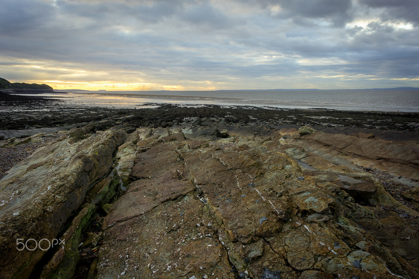 Sony Alpha NEX-5 + Sony E 16mm F2.8 sample photo. Dont fall ! photography