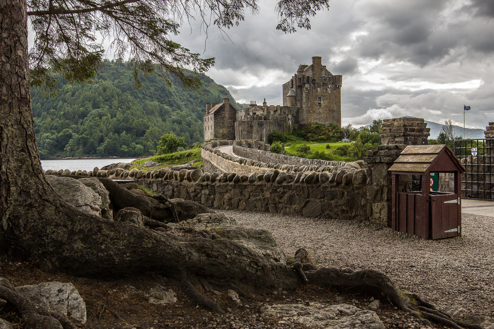 Sigma 24mm F1.4 DG HSM Art sample photo. Eileen donan photography