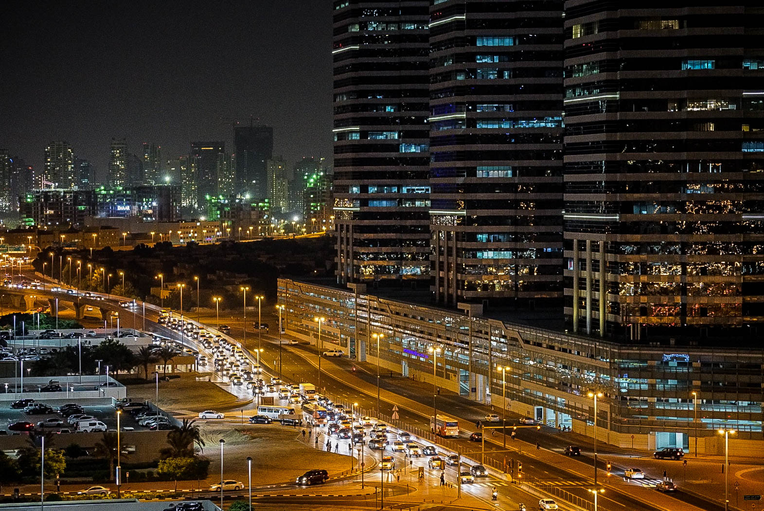 Sony a7R II + Sony FE 70-200mm F4 G OSS sample photo. Jlt view from my balcony! photography