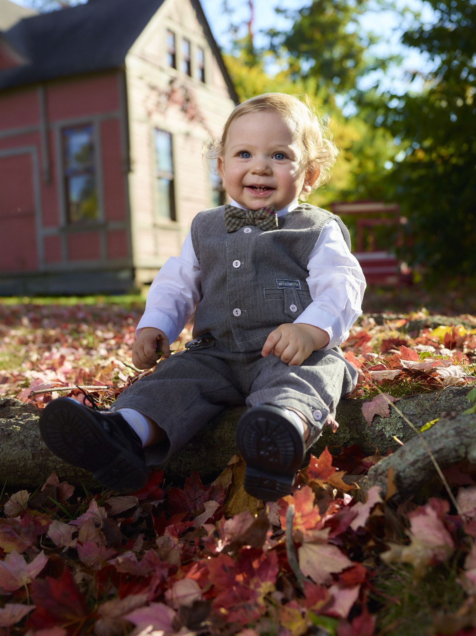 Phase One P40+ sample photo. Adorable sunshine boy photography