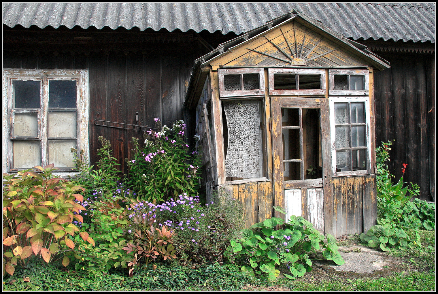 Canon EOS 450D (EOS Rebel XSi / EOS Kiss X2) sample photo. Poland/old house intarczek photography