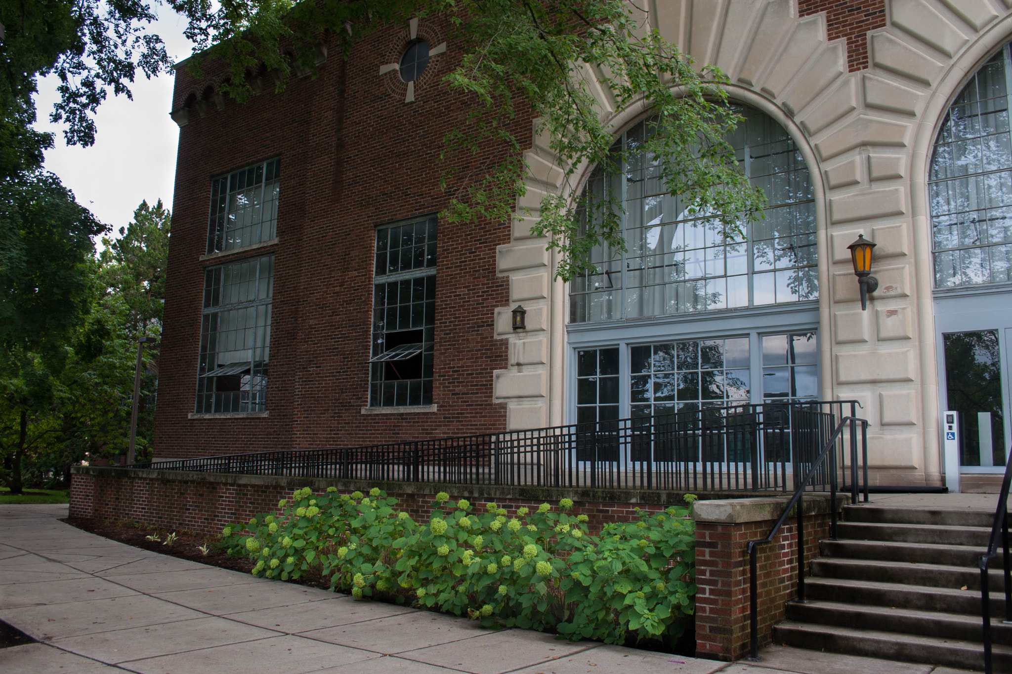 Canon EOS 30D sample photo. Dem hall photography
