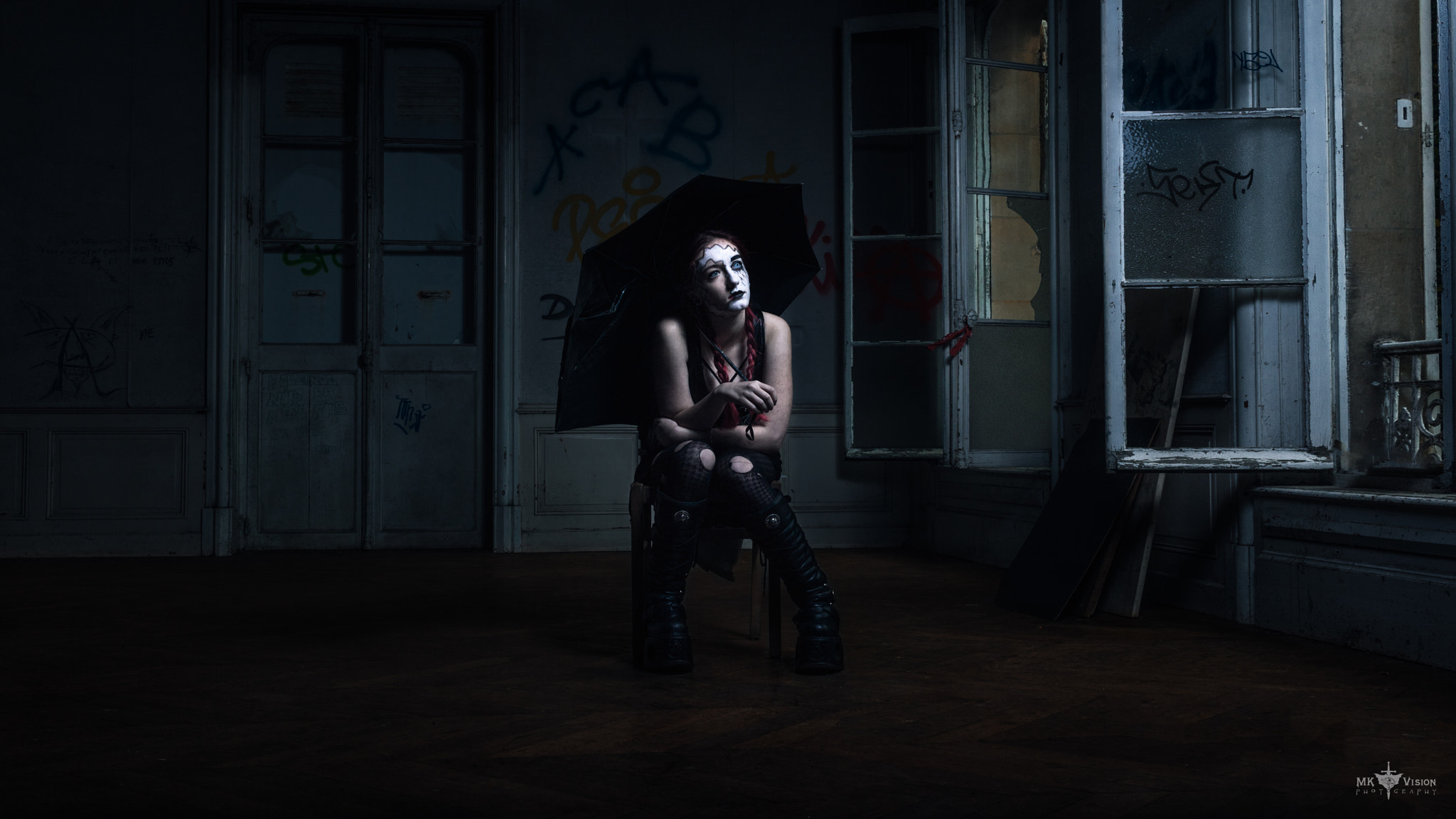 Canon EF-S 24mm F2.8 STM sample photo. { lady abandonned } - spécial halloween photography