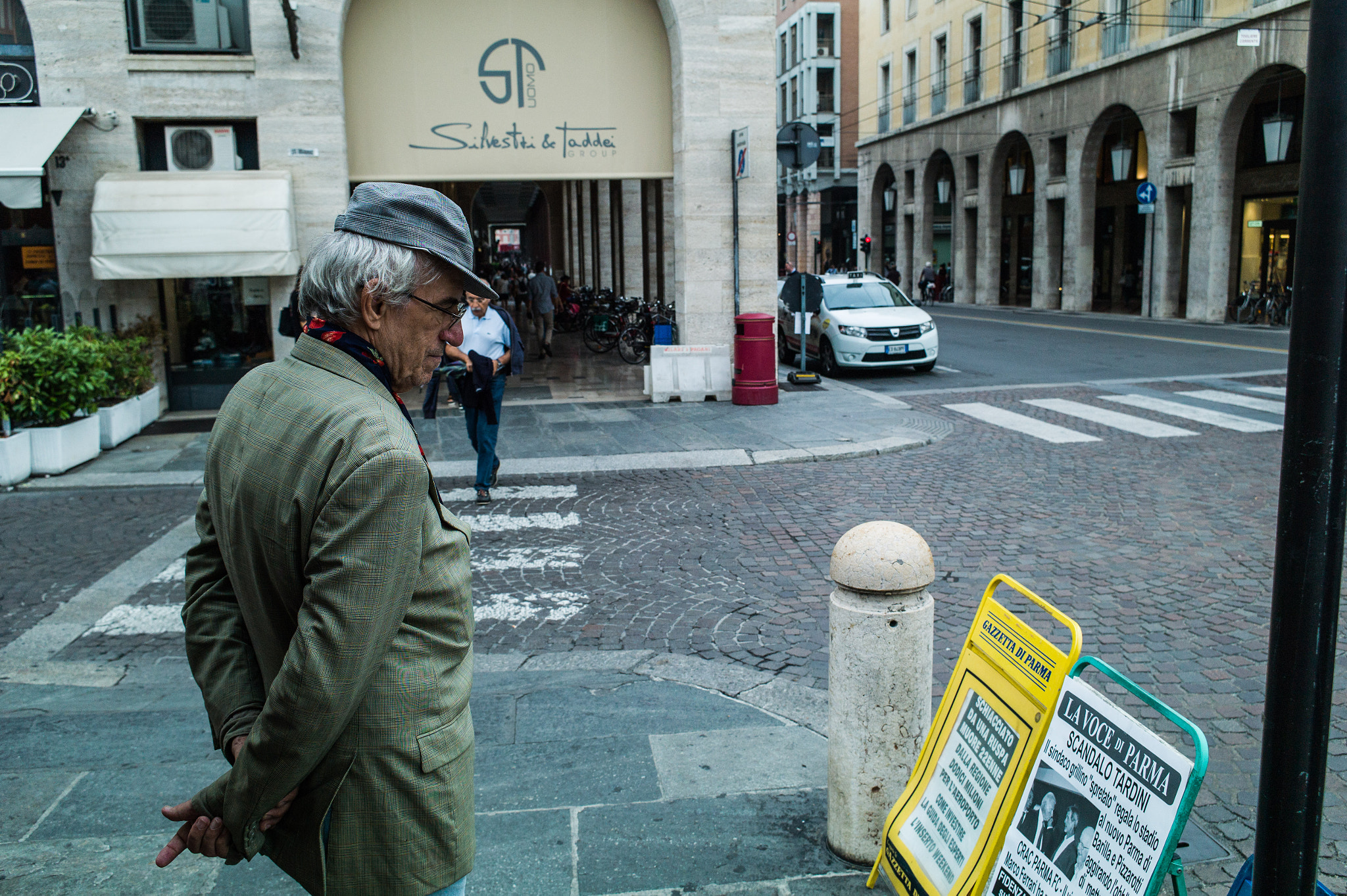 Leica M9 + Elmarit-M 28mm f/2.8 (III) sample photo. Parma photography