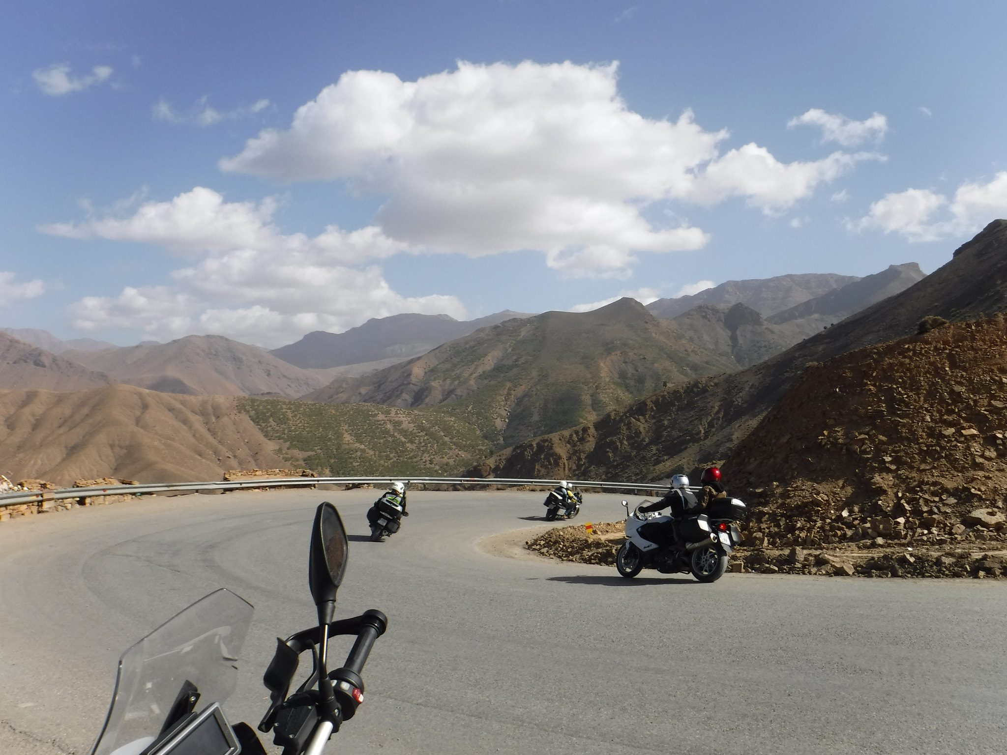 Fujifilm FinePix XP80 XP81 XP85 sample photo. Varias motos en la montaña photography