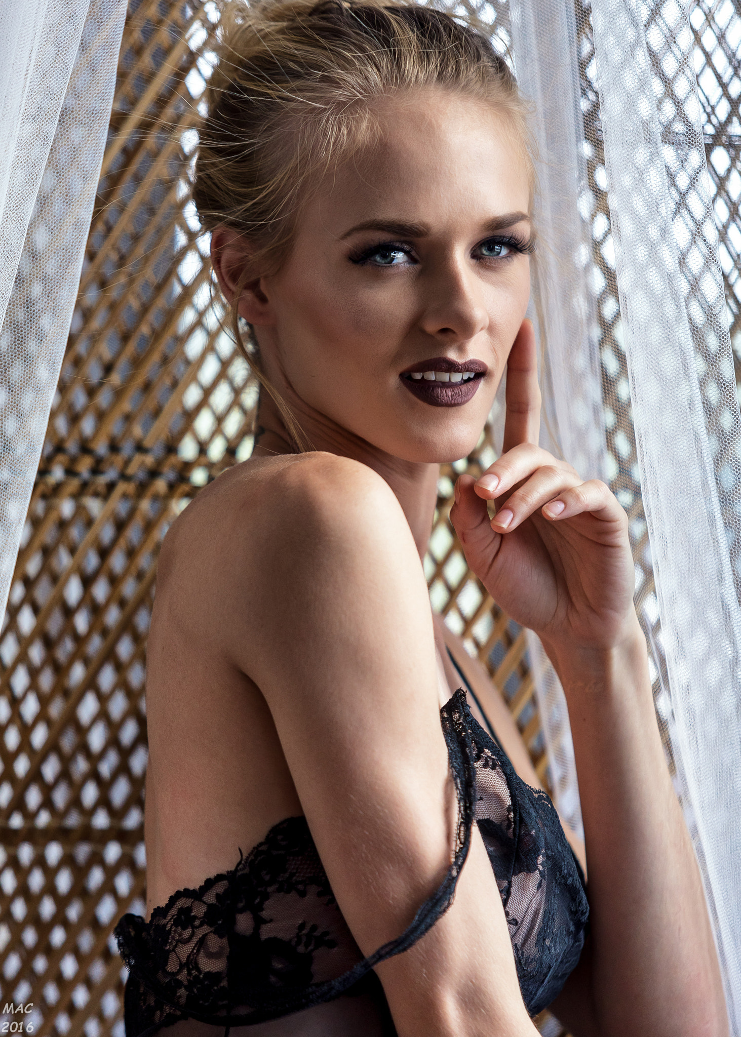 Canon EF 70-200mm F2.8L USM sample photo. Windsor edit edit photography