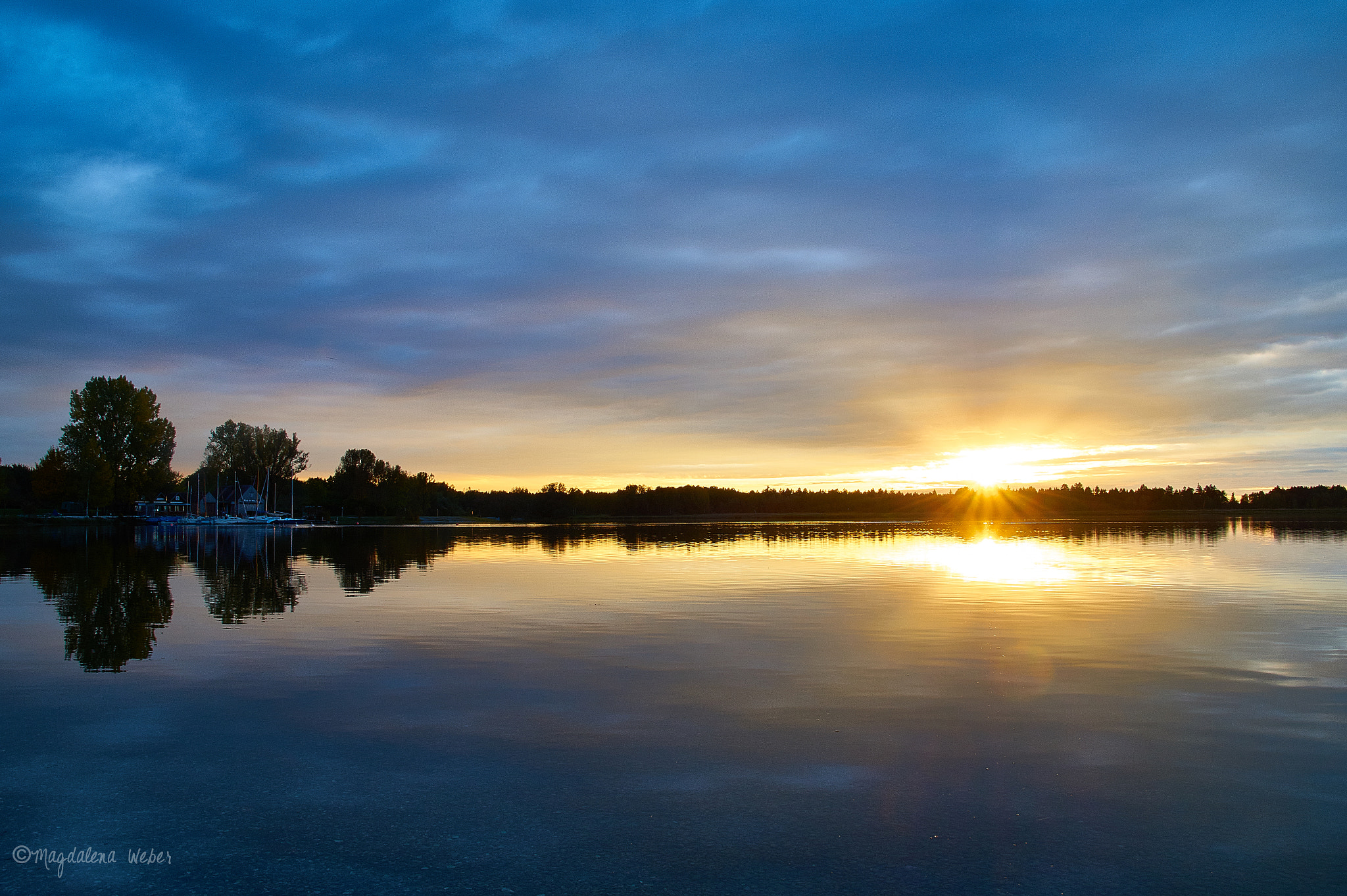 Sony DT 18-200mm F3.5-6.3 sample photo. Autum sunset photography