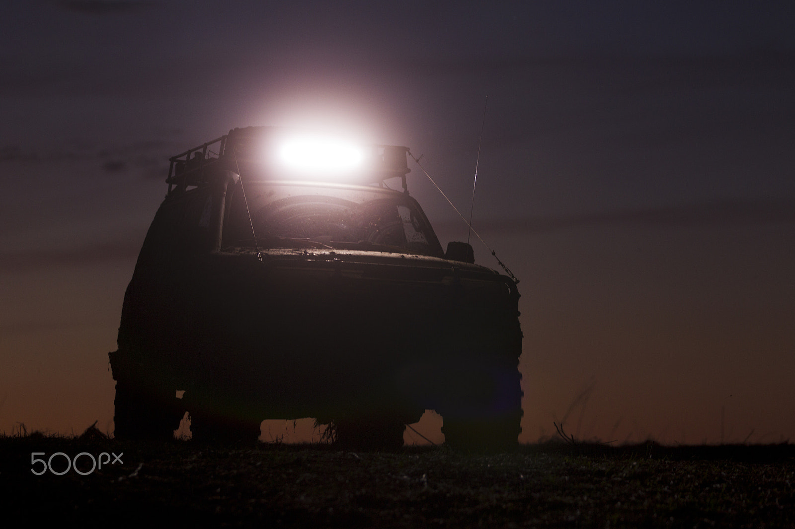 Canon EOS-1D Mark IV sample photo. Suv silhouette on sunset sky background photography