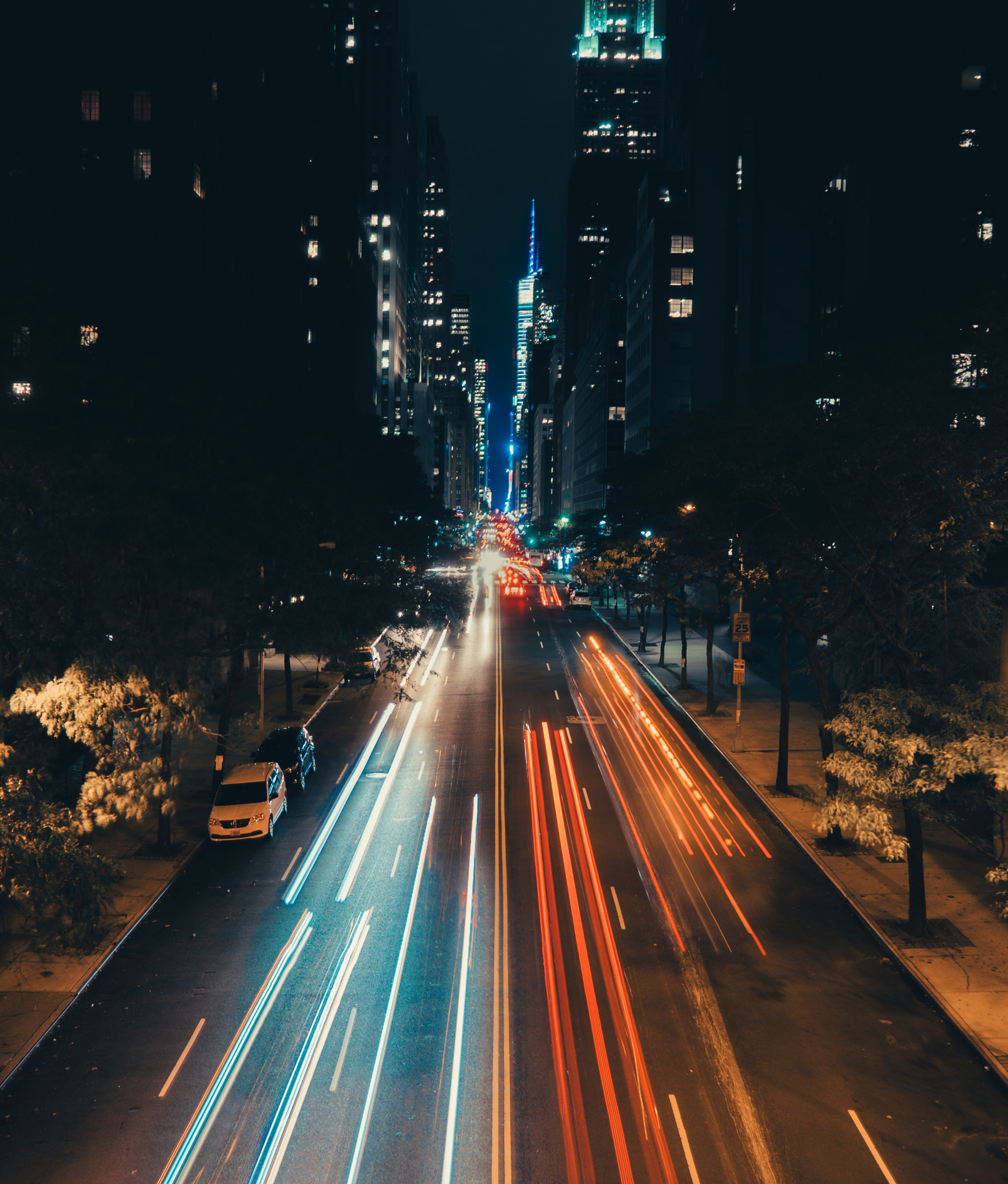 Sony a7S II + Sony Vario Tessar T* FE 24-70mm F4 ZA OSS sample photo. Tudor city bridge photography