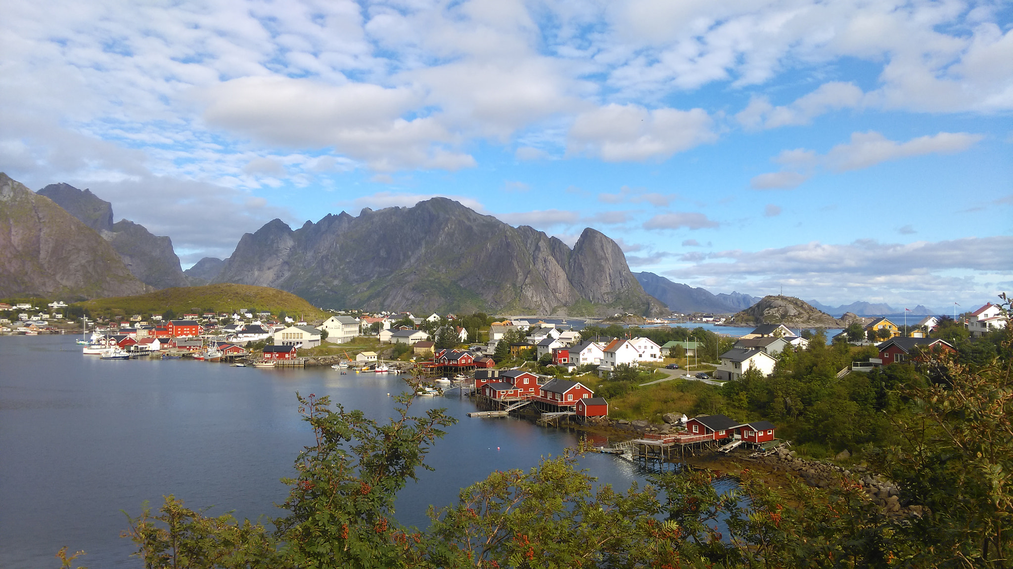 HTC ONE M8S sample photo. Quiet fishing village of the arctic circle photography