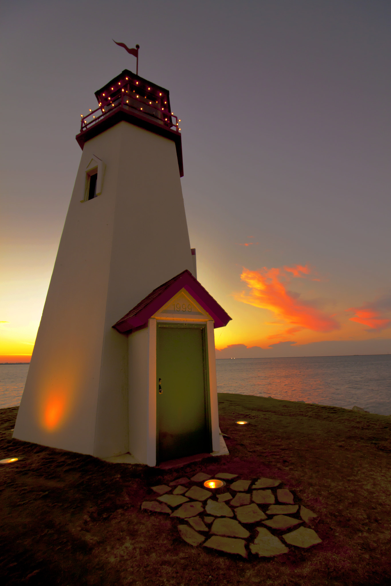 Canon EOS 500D (EOS Rebel T1i / EOS Kiss X3) sample photo. Lighthouse photography