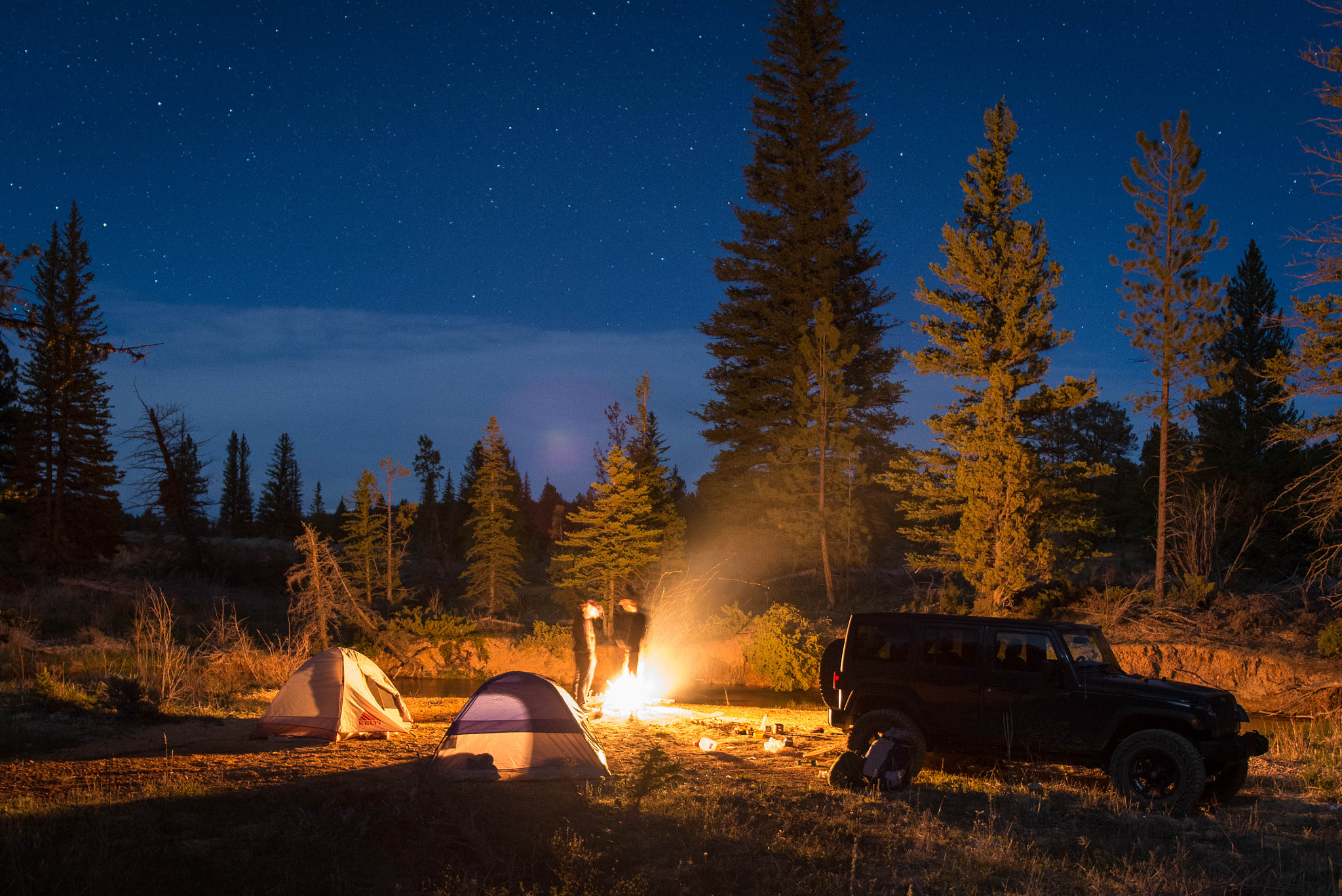 Nikon D5200 + Sigma 18-35mm F1.8 DC HSM Art sample photo. Camping in southern utah photography