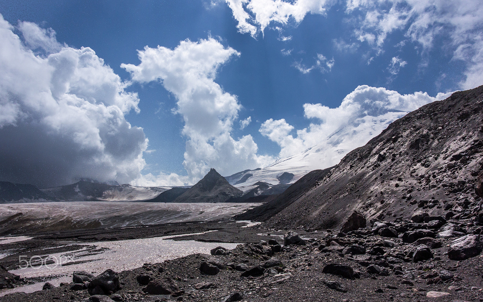 Nikon 1 Nikkor AW 11-27.5mm F3.5-5.6 sample photo. Eastern shoulder of elbrus mountain photography