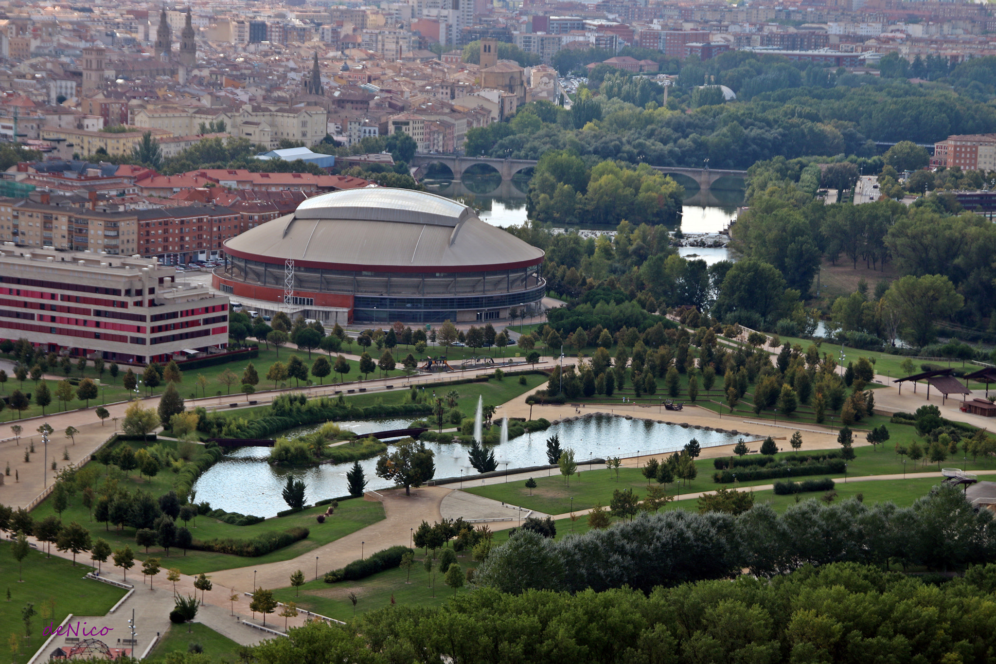 Canon EOS 70D + Sigma 24-105mm f/4 DG OS HSM | A sample photo. Plaza de toros . logroño  ..españa photography