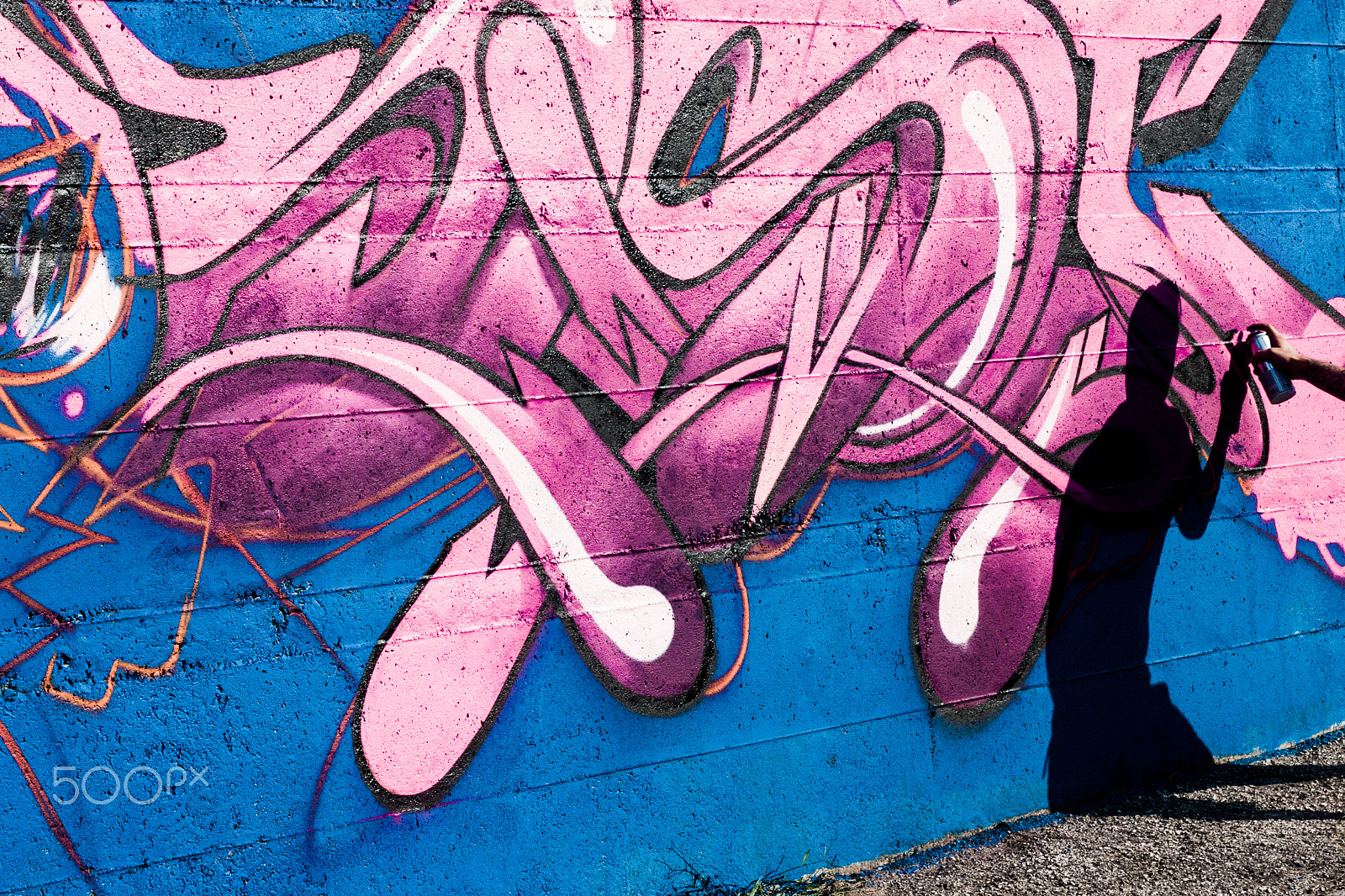 Canon EF 35-80mm f/4-5.6 sample photo. Graffiti photography