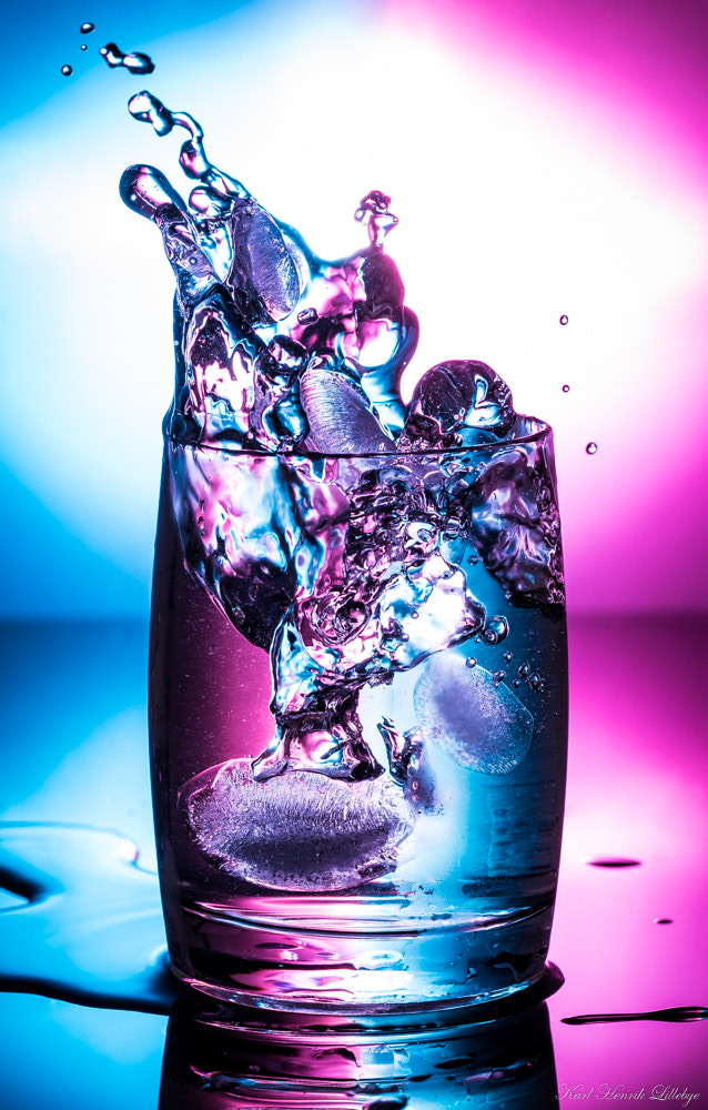 Nikon D5500 + Sigma 105mm F2.8 EX DG OS HSM sample photo. Ice cubes photography