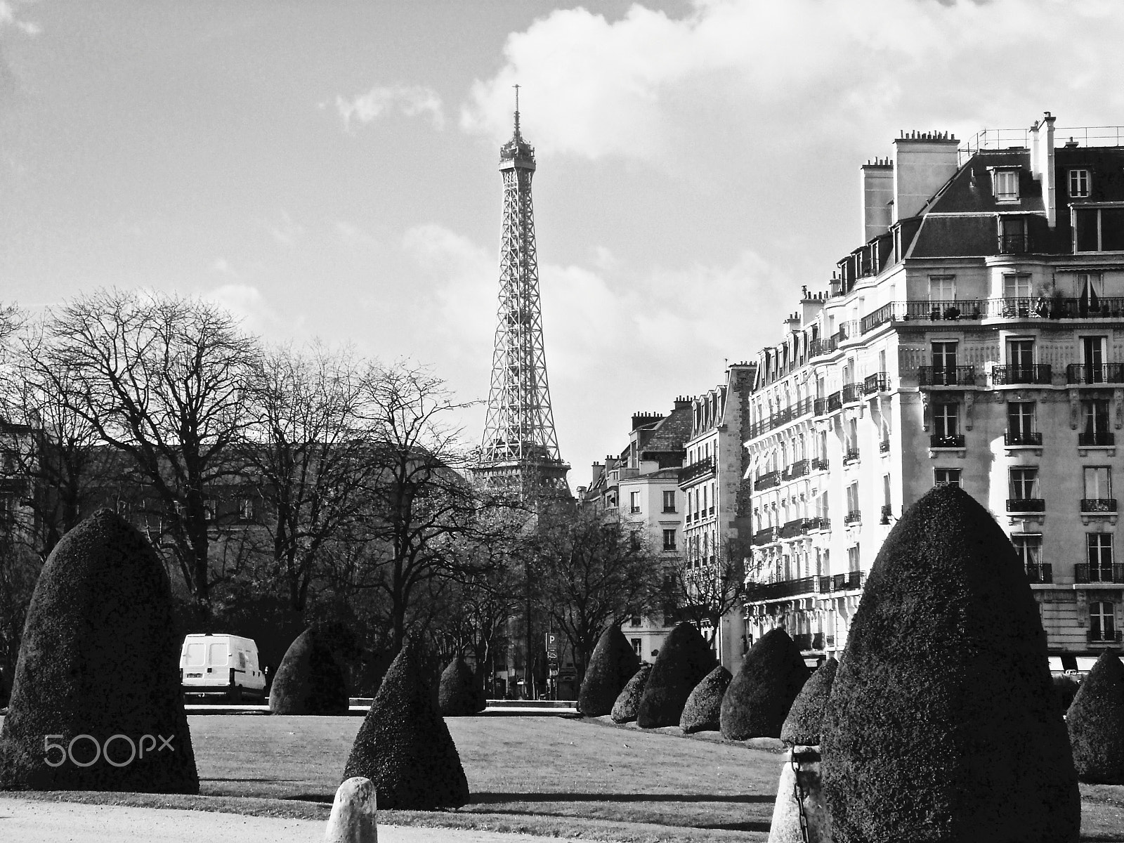 Sony DSC-T20 sample photo. Eiffel tower photography