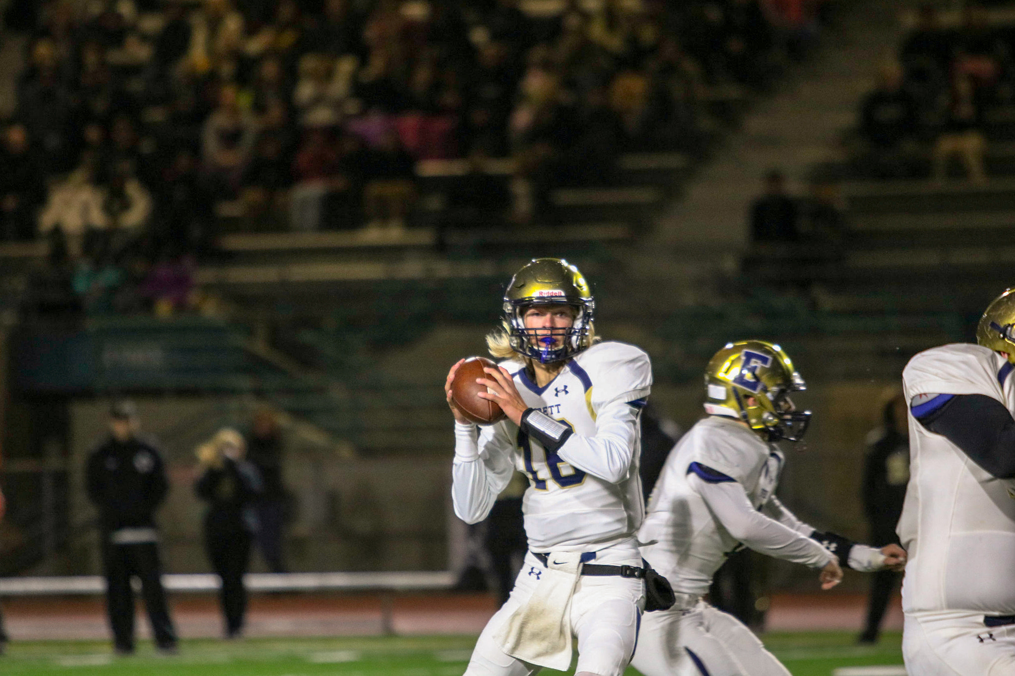 Canon EF 70-200mm F2.8L USM sample photo. Everett vs. lynnwood photography