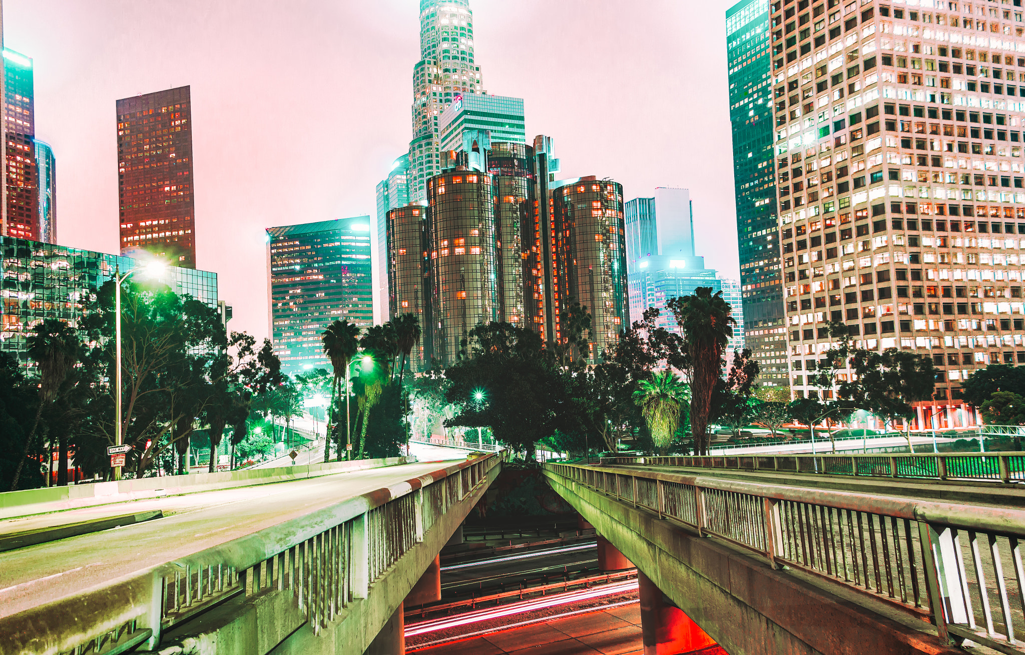 Canon EOS 1200D (EOS Rebel T5 / EOS Kiss X70 / EOS Hi) sample photo. City lights by trevor j. brown @tjkbrown photography