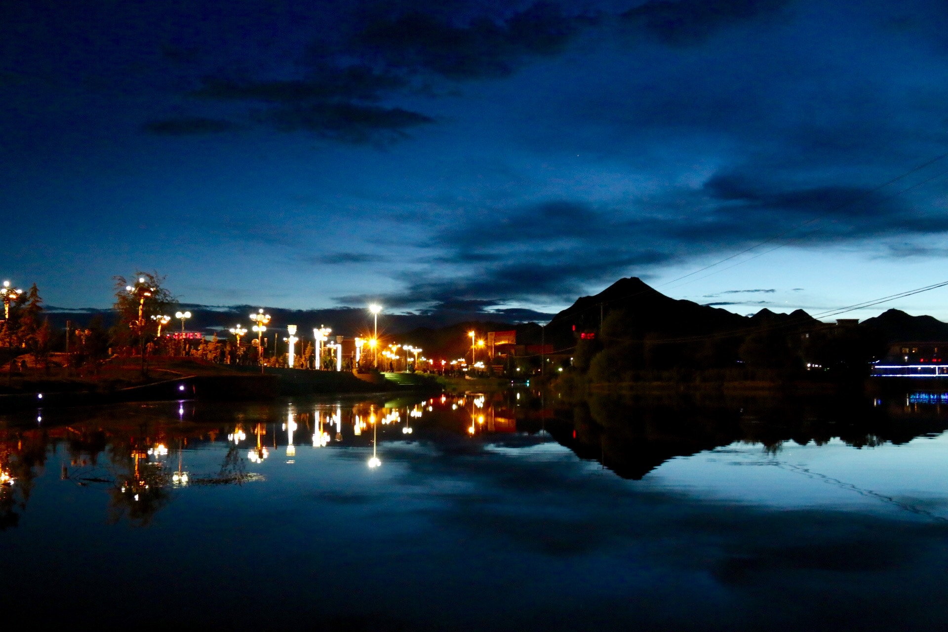 Canon EF-S 18-200mm F3.5-5.6 IS sample photo. Tibet, china. photography