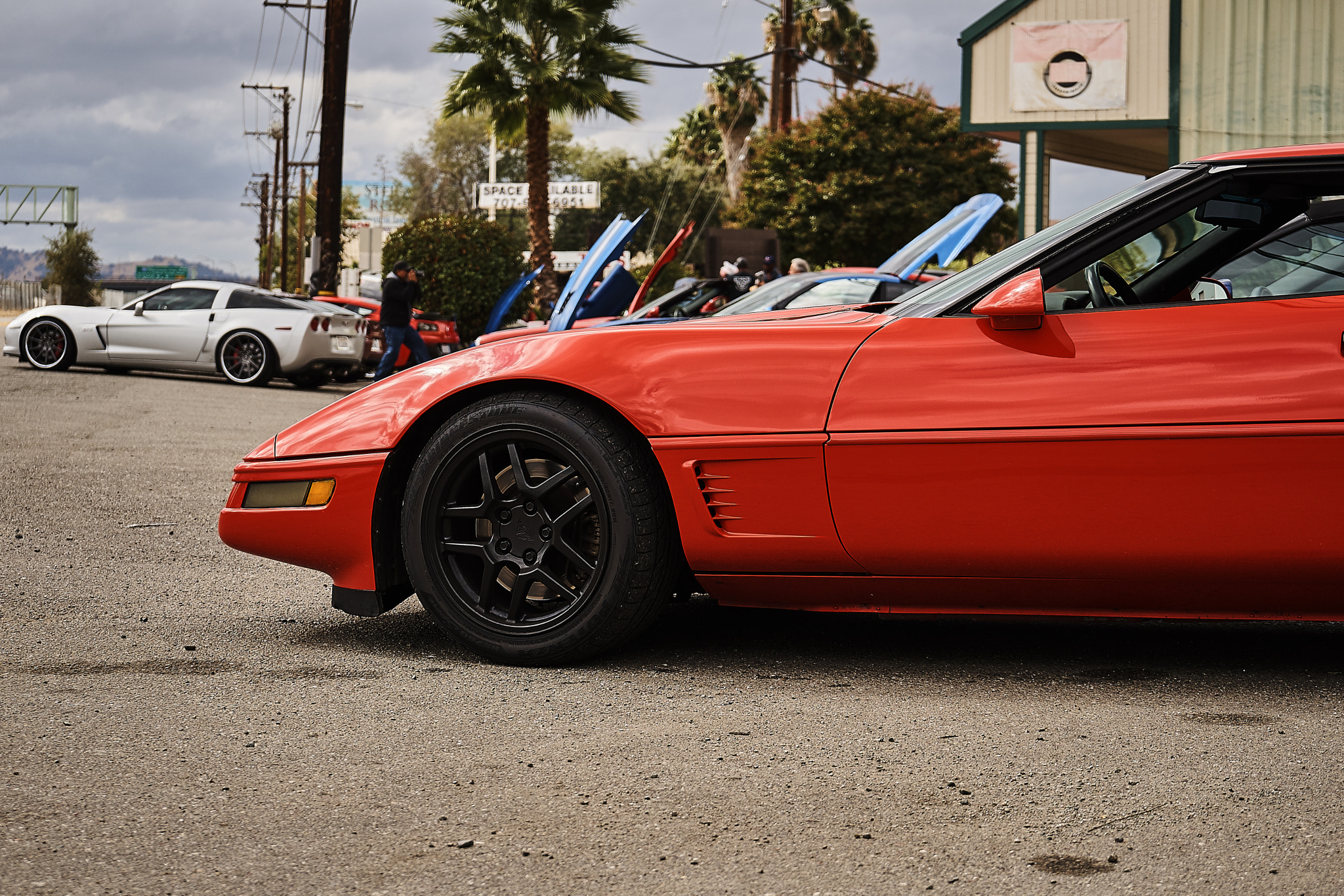 Sony FE 28-70mm F3.5-5.6 OSS sample photo. 1996 c4 lt4 corvette with hot cam photography