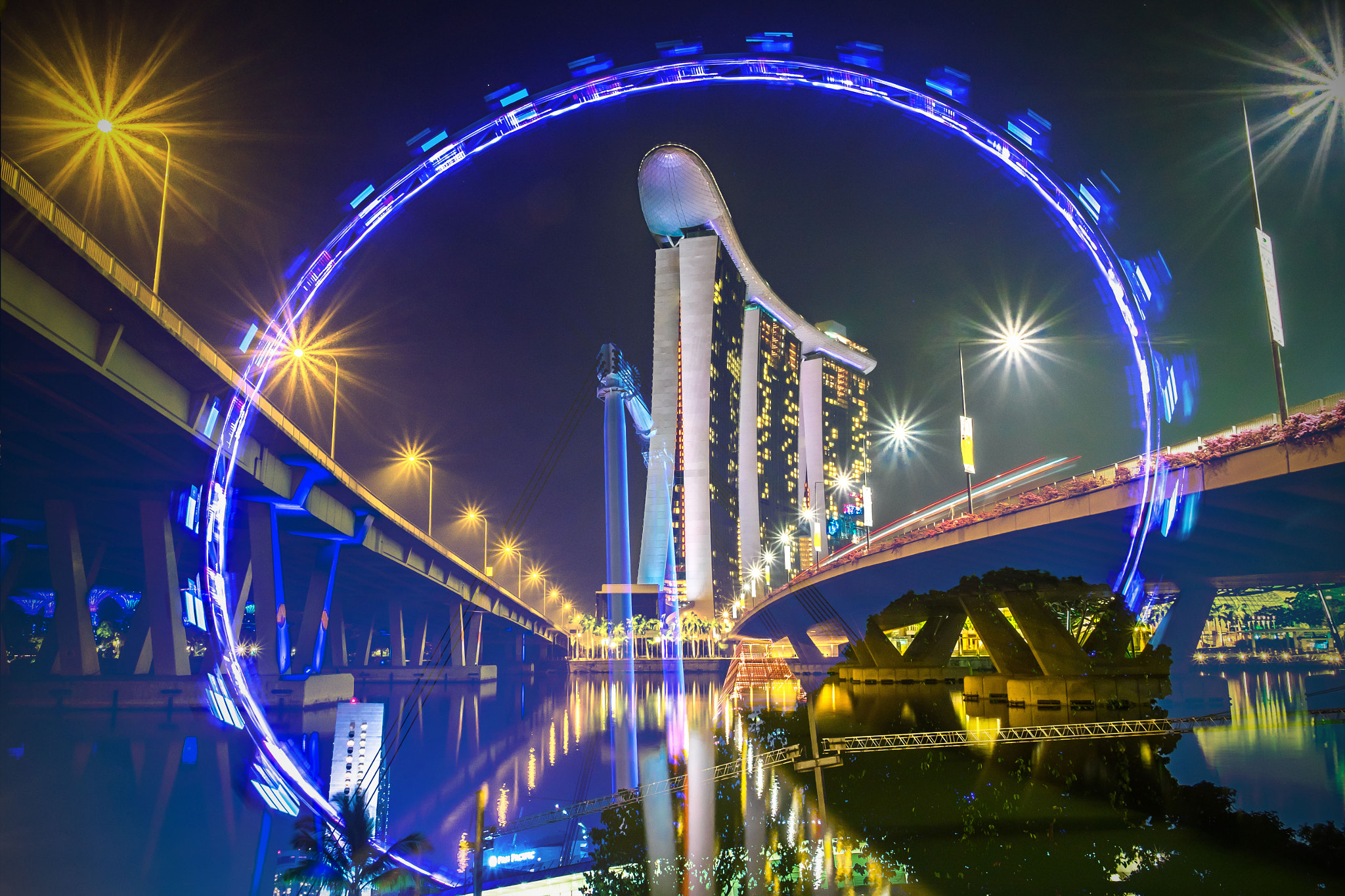 Fujifilm X-E2 + Fujifilm XC 50-230mm F4.5-6.7 OIS sample photo. Around the marina bay, singapore photography