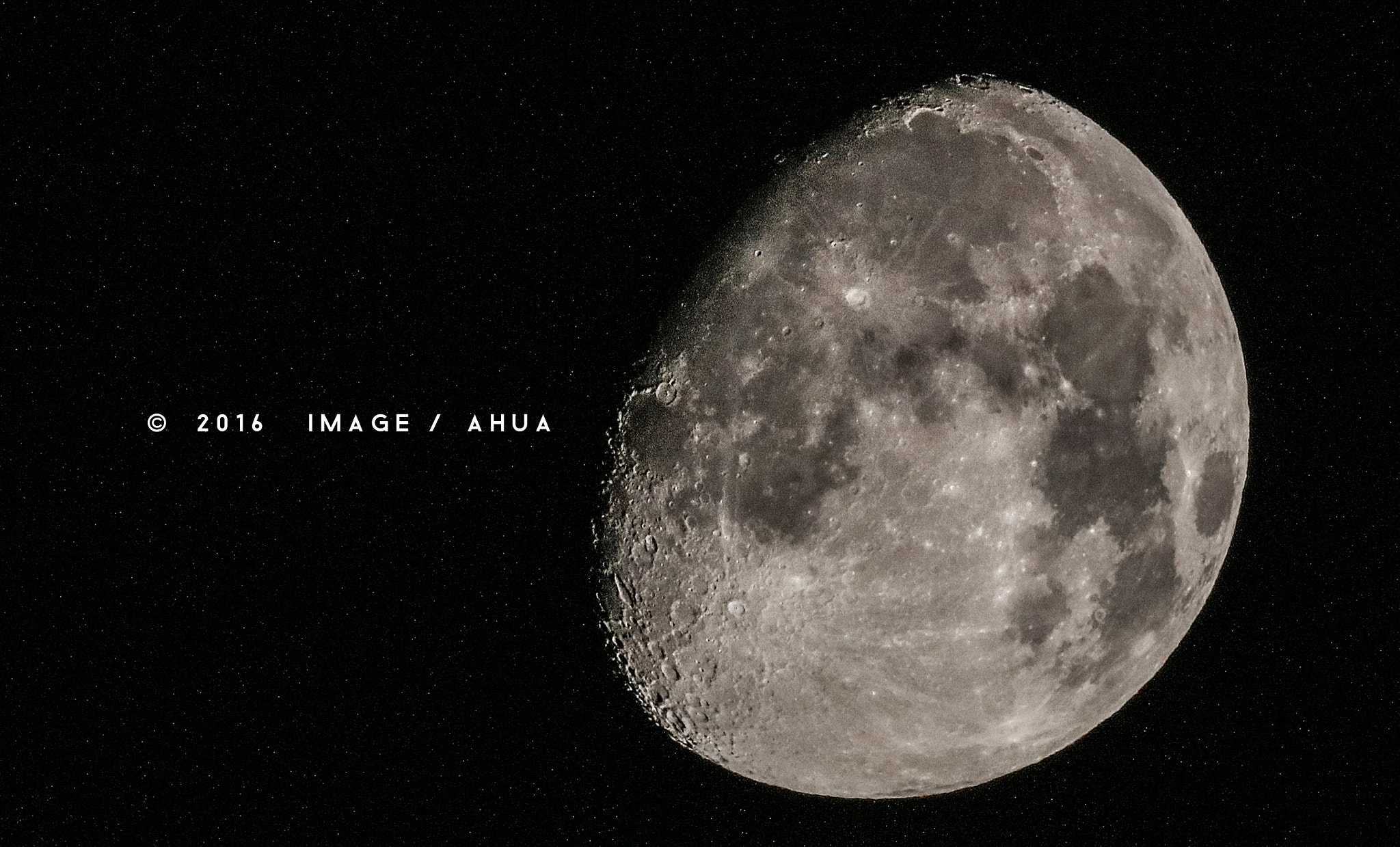 Canon EOS 5DS + Canon EF 800mm F5.6L IS USM sample photo. Moon photography