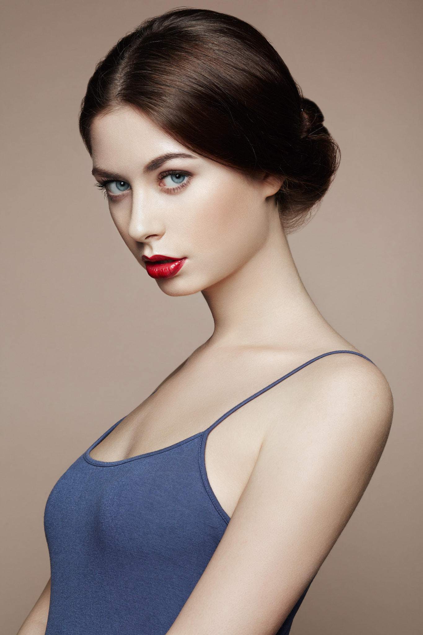 Canon EF 100mm F2.8L Macro IS USM sample photo. Beautiful woman face. perfect makeup photography