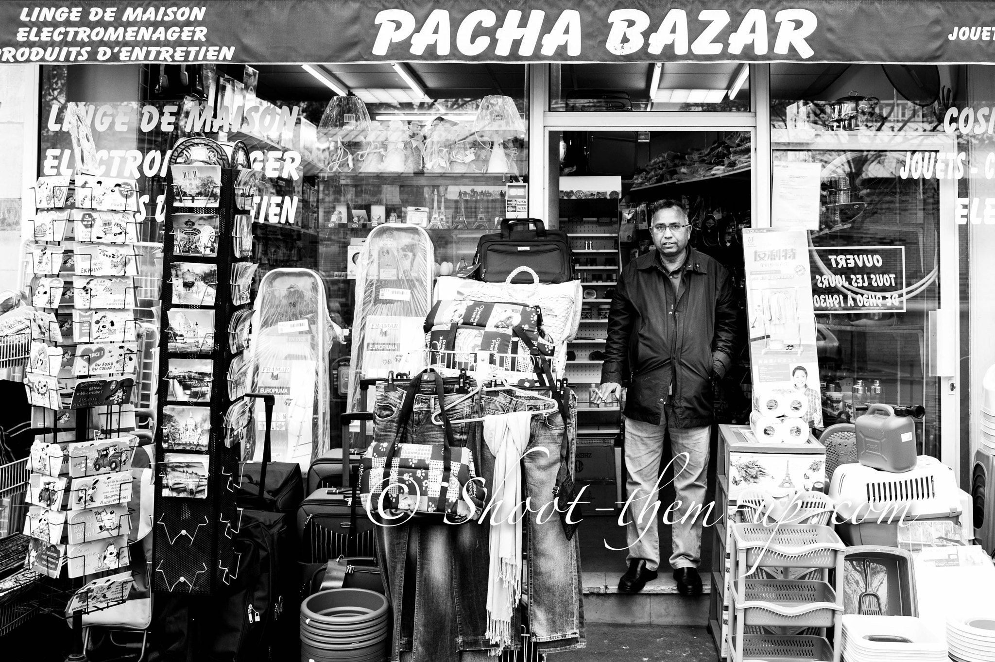 Sigma 24-70mm F2.8 EX DG HSM sample photo. At pacha bazar photography