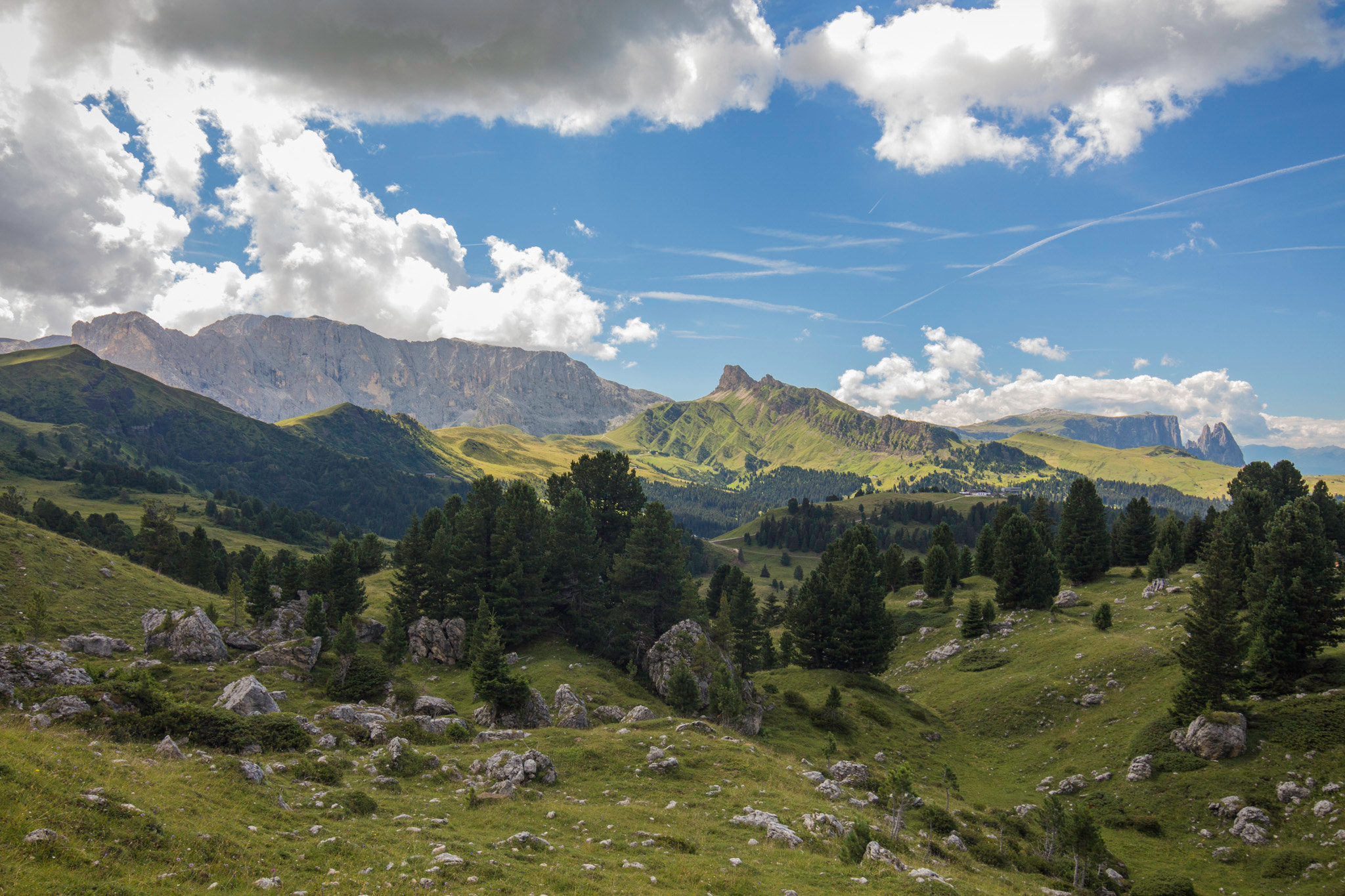 Canon EOS 650D (EOS Rebel T4i / EOS Kiss X6i) sample photo. Alpe di siusi photography