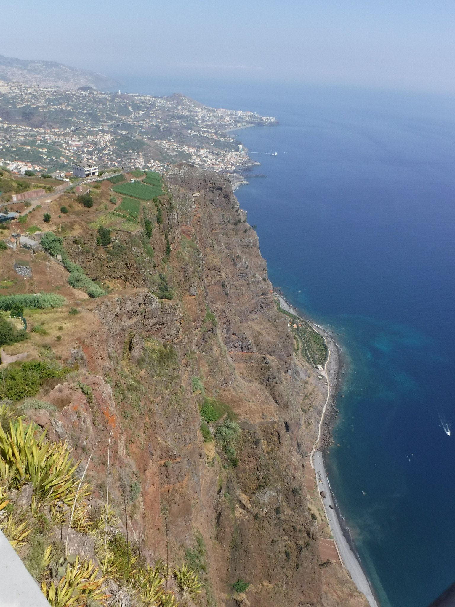 Fujifilm FinePix XP80 XP81 XP85 sample photo. Madeira island. cabo girao. photography